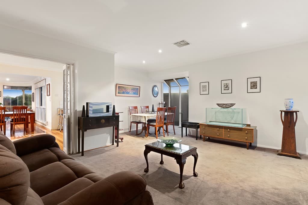 28 Calderwood Street, Bulleen, VIC 3105, Bulleen - Thumbnail 4