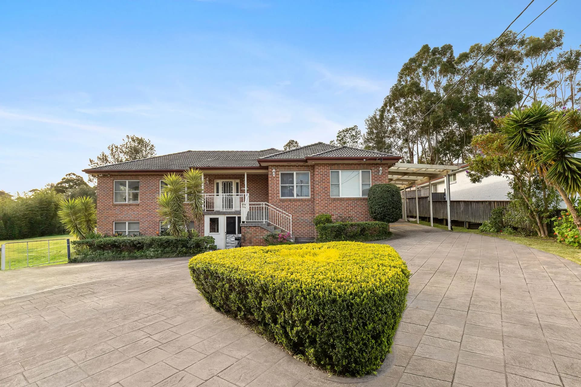 32 Stamford Avenue, Ermington - Image 1