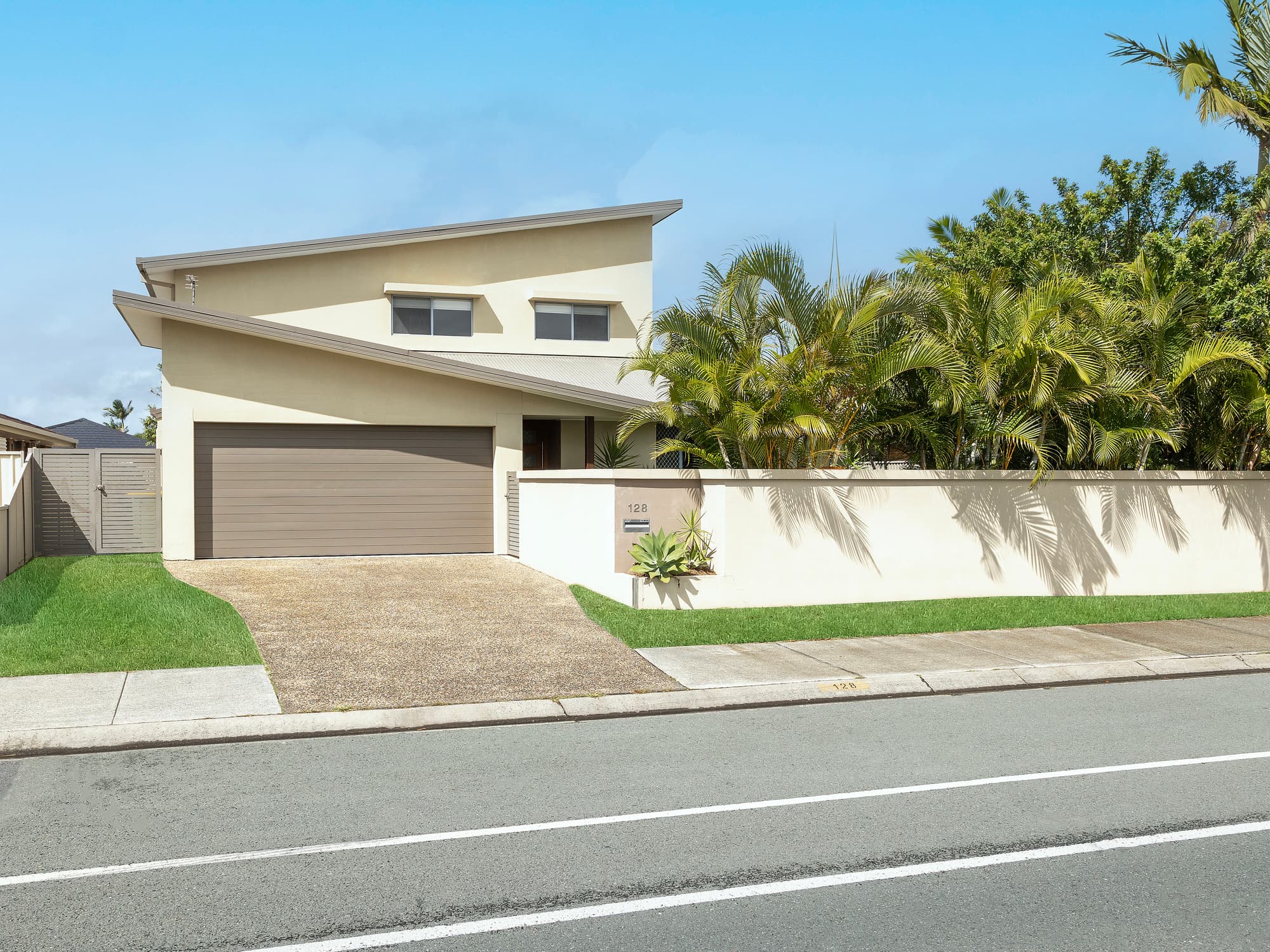 128 Christine Avenue, Burleigh Waters, Burleigh Waters - Image 1