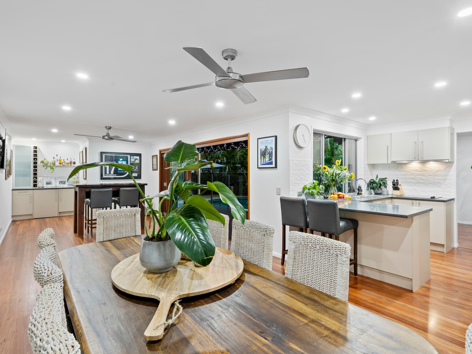 128 Christine Avenue, Burleigh Waters, Burleigh Waters - Thumbnail 5