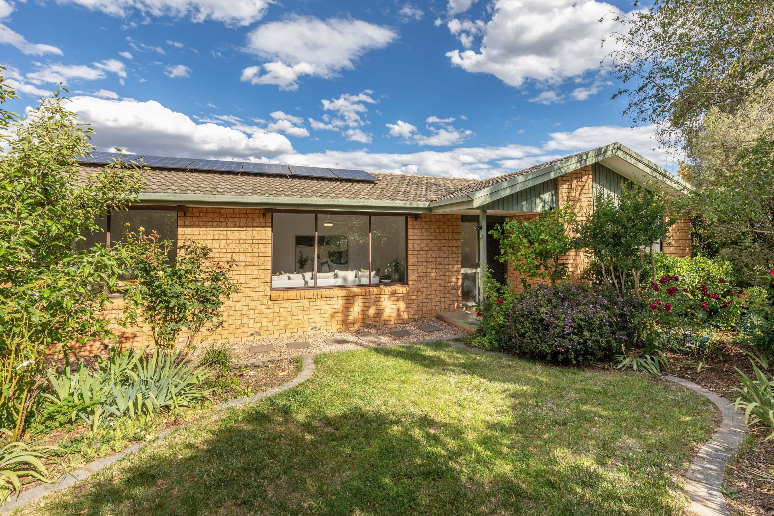 18 Pitcairn Street, Evatt 2617, Evatt - Image 1