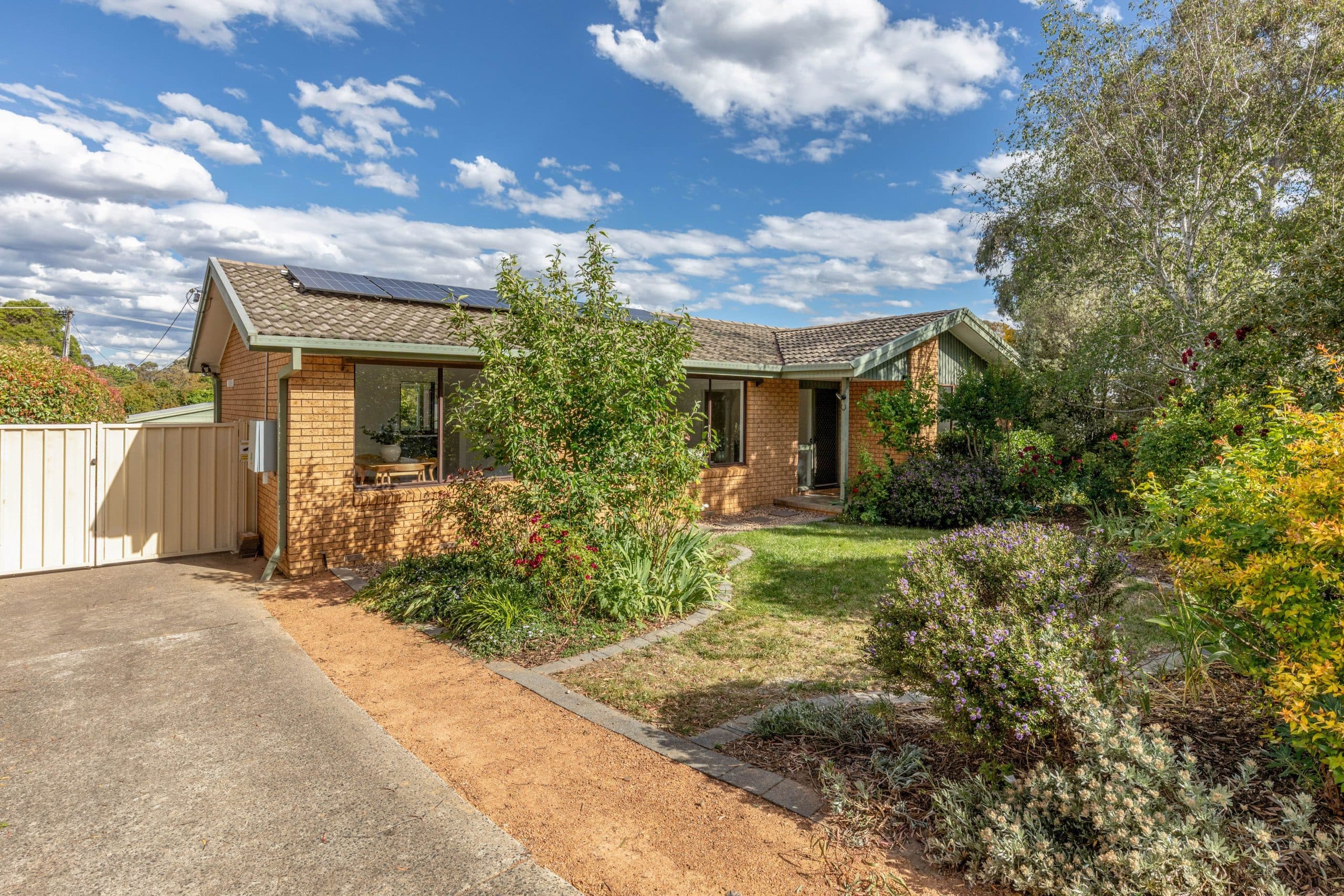 18 Pitcairn Street, Evatt 2617, Evatt - Thumbnail 2