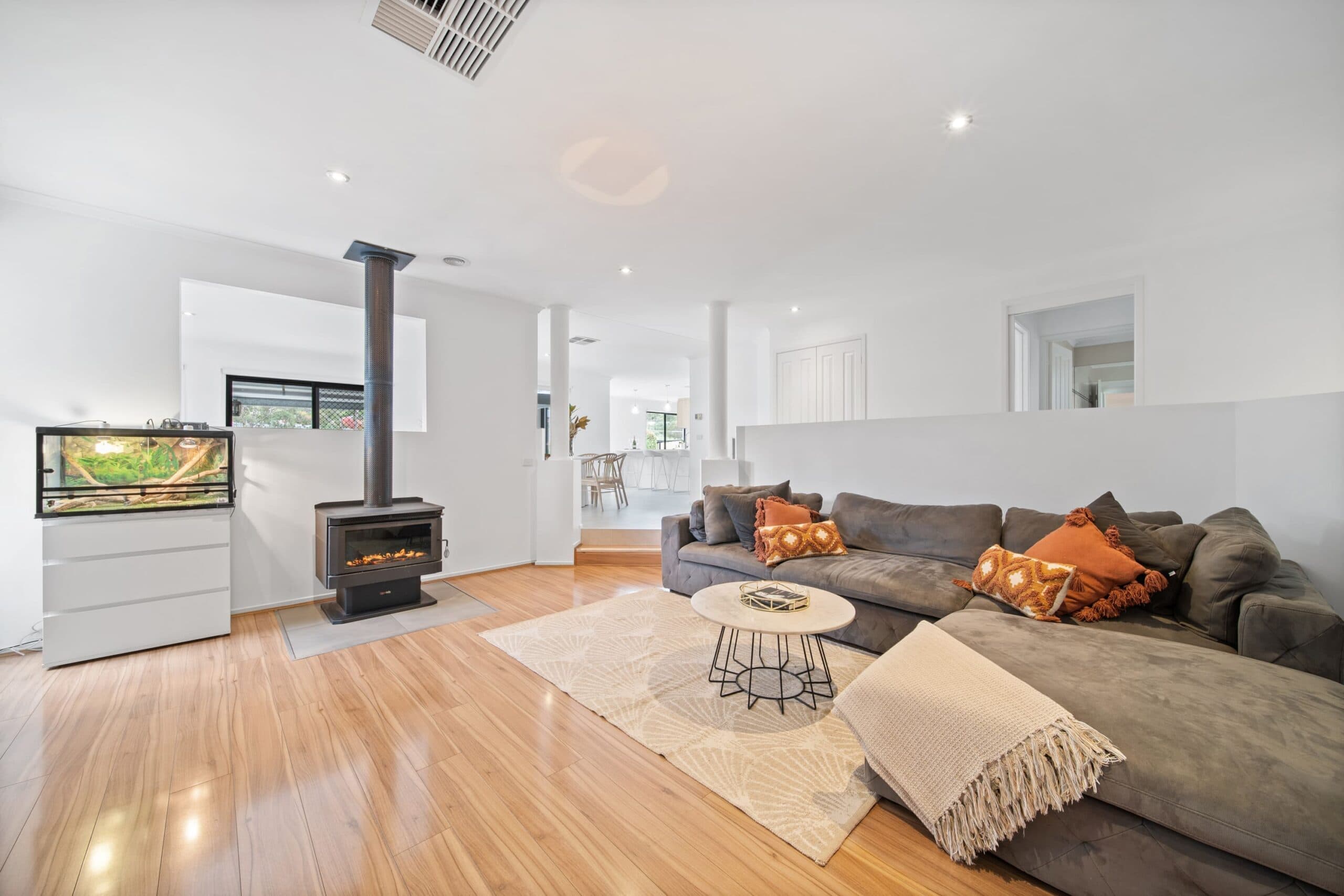 228 Halloran Drive, Jerrabomberra 2619, Jerrabomberra - Thumbnail 4
