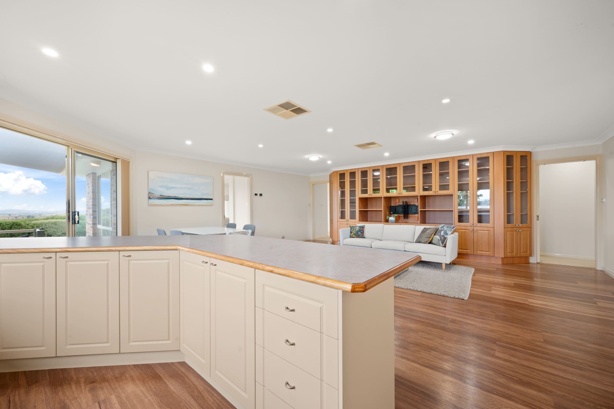 26 Melaleuca Place, Jerrabomberra 2619, Jerrabomberra - Thumbnail 6