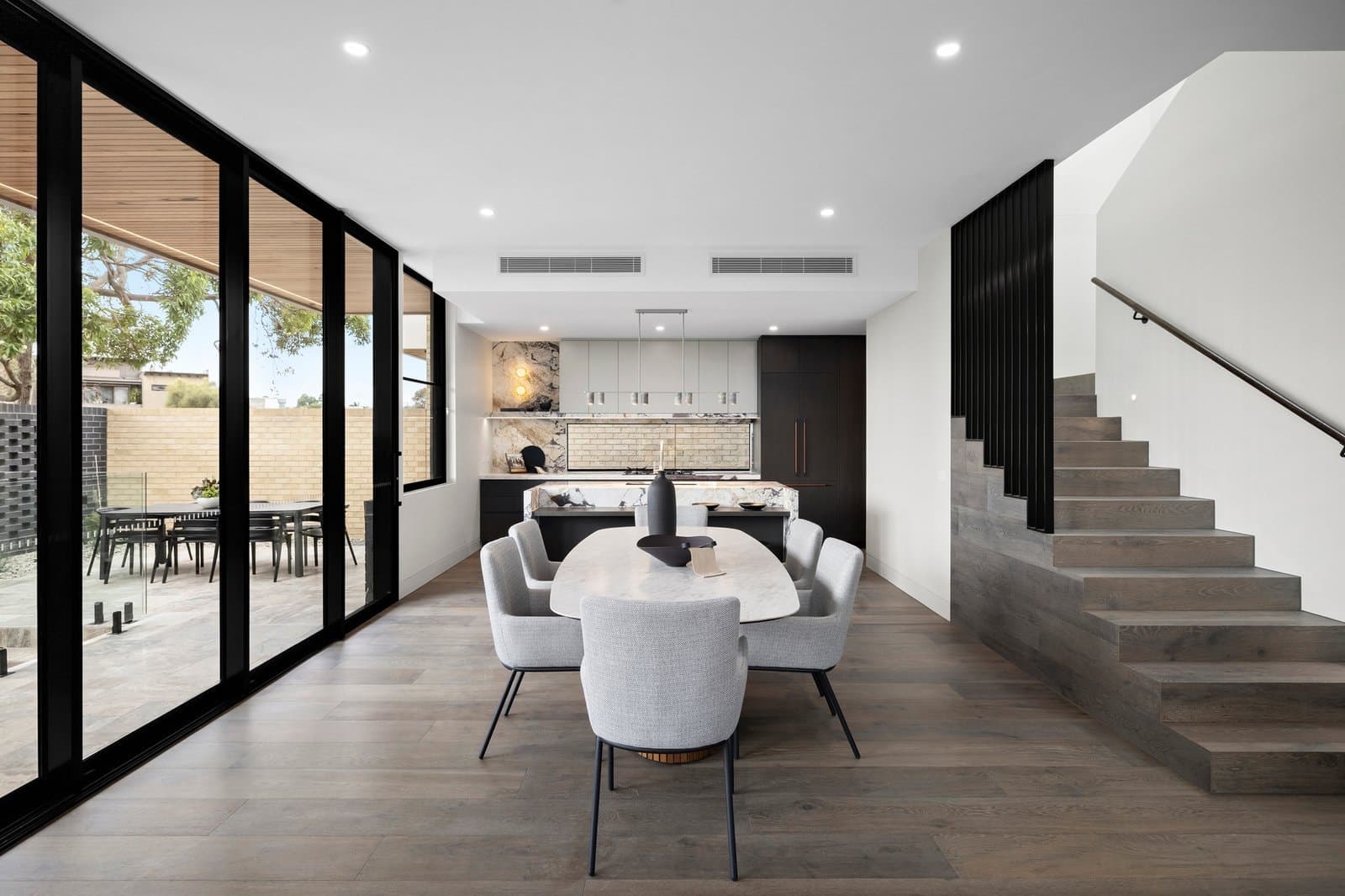 22 Prince Street, Mornington - Thumbnail 3