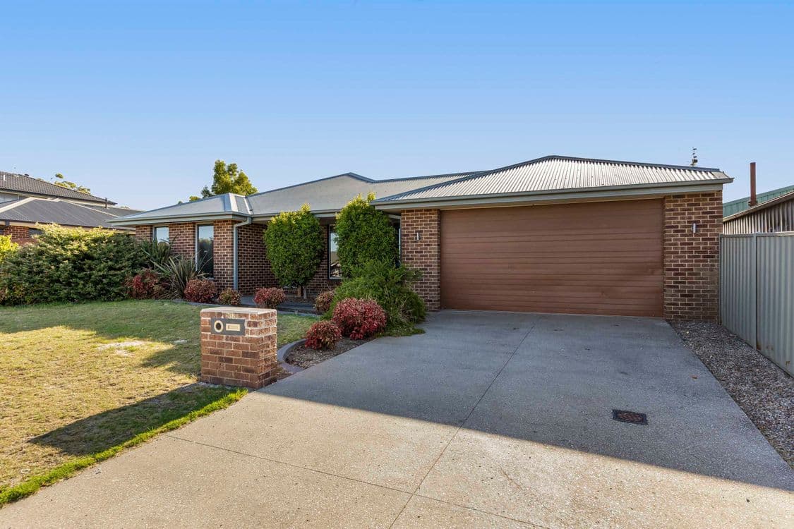 35 Wild Street, ARARAT, VIC 3377, Ararat - Thumbnail 2