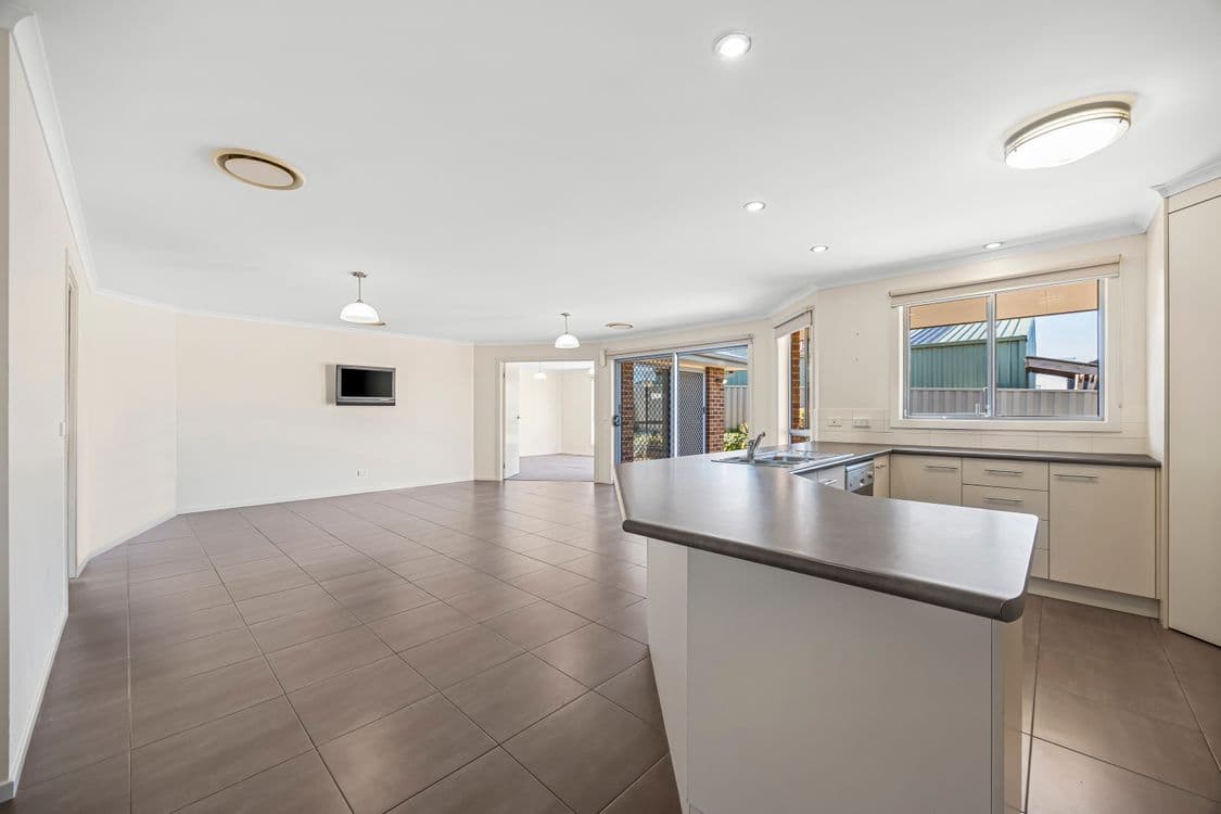 35 Wild Street, ARARAT, VIC 3377, Ararat - Thumbnail 5