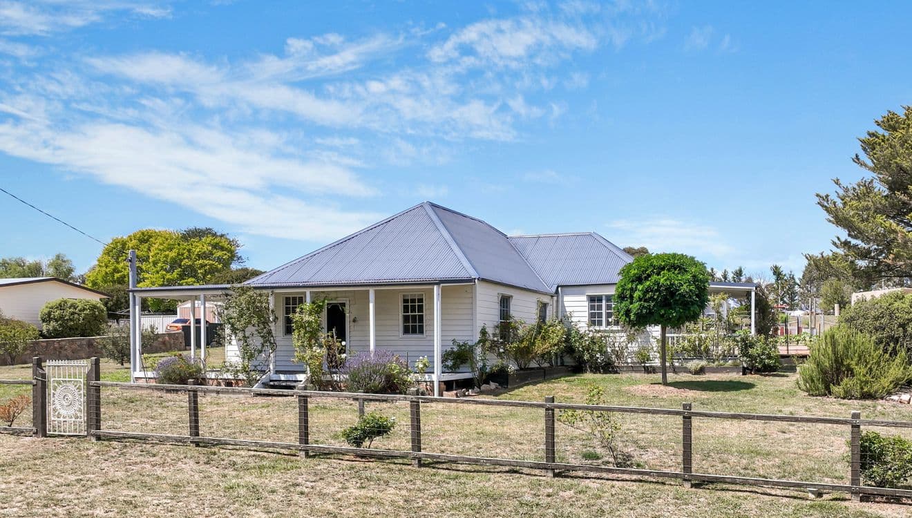 5 Hensleigh Street, DELEGATE, NSW 2633, Delegate - Image 1