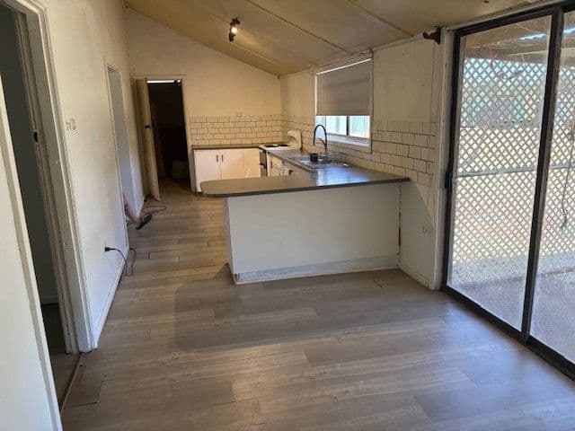 67 Lachlan Street, HILLSTON, NSW 2675, Hillston - Thumbnail 4