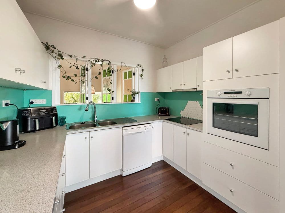18 Willow Street, FORREST BEACH, QLD 4850, Forrest Beach - Thumbnail 3