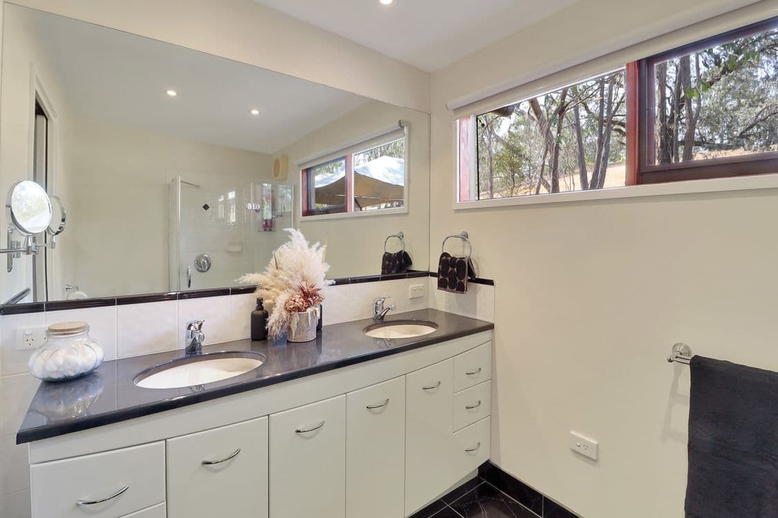 109 Cummins Road, HOWES CREEK, VIC 3723, Howes Creek - Thumbnail 7