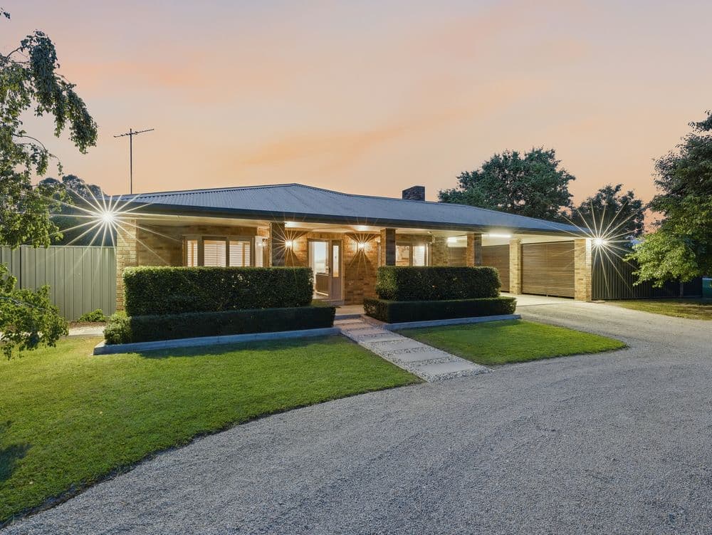 46 Oxley-Meadow Creek Road, OXLEY, VIC 3678, Oxley - Thumbnail 2