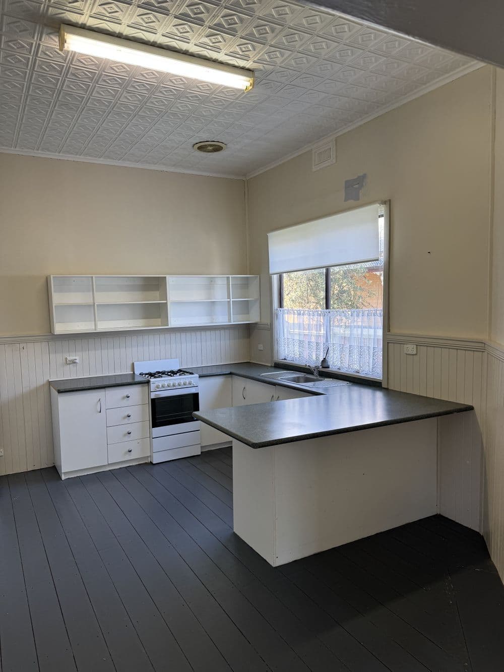 6 Camp Street, KANIVA, VIC 3419, Kaniva - Thumbnail 2