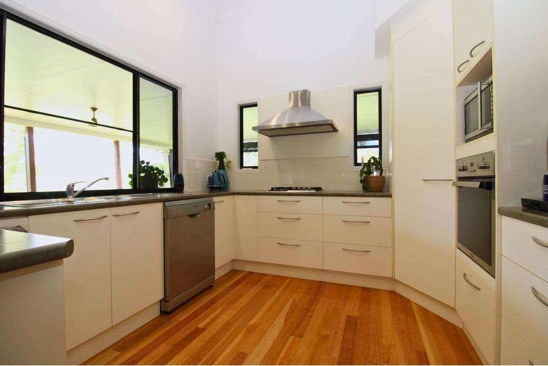 1487 Moorlands Road, MOORLAND, QLD 4670, Moorland - Thumbnail 5