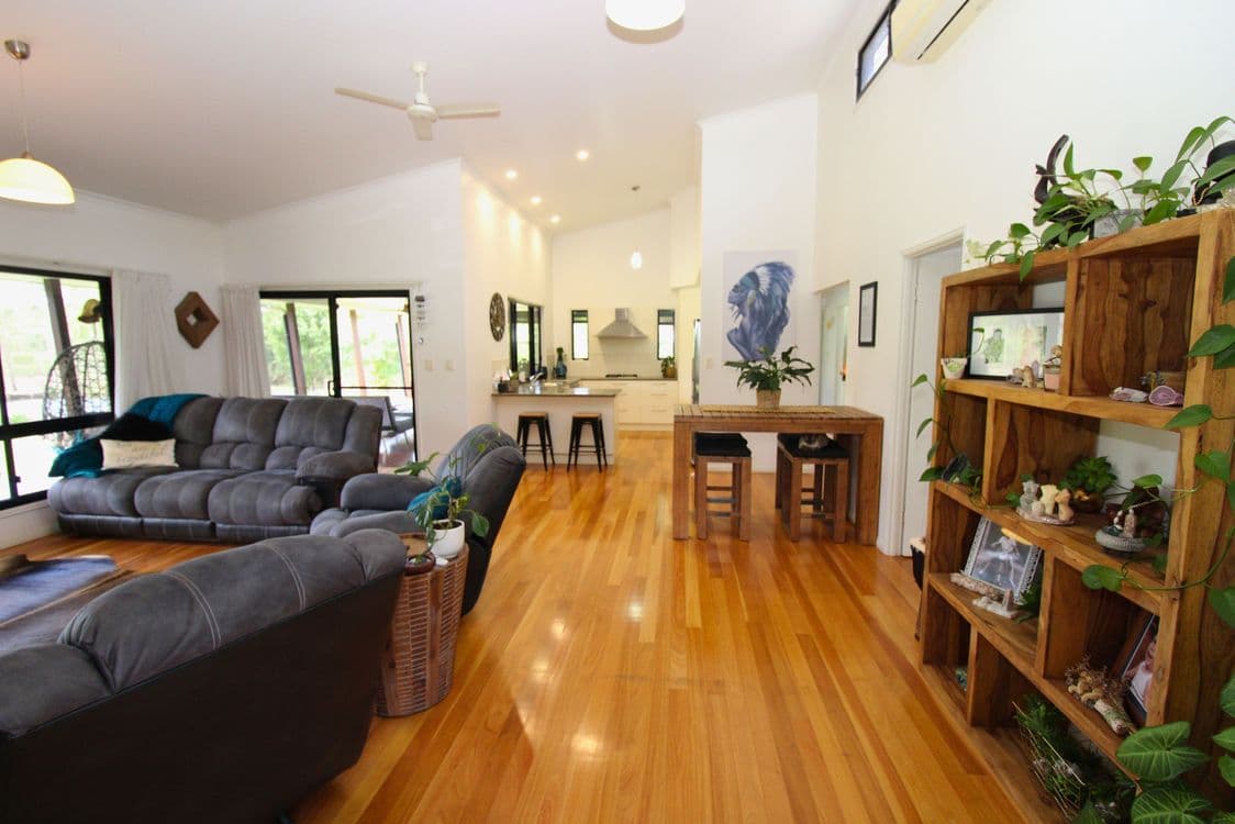 1487 Moorlands Road, MOORLAND, QLD 4670, Moorland - Thumbnail 7