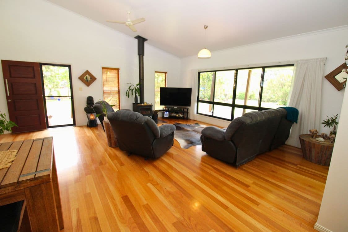 1487 Moorlands Road, MOORLAND, QLD 4670, Moorland - Thumbnail 8