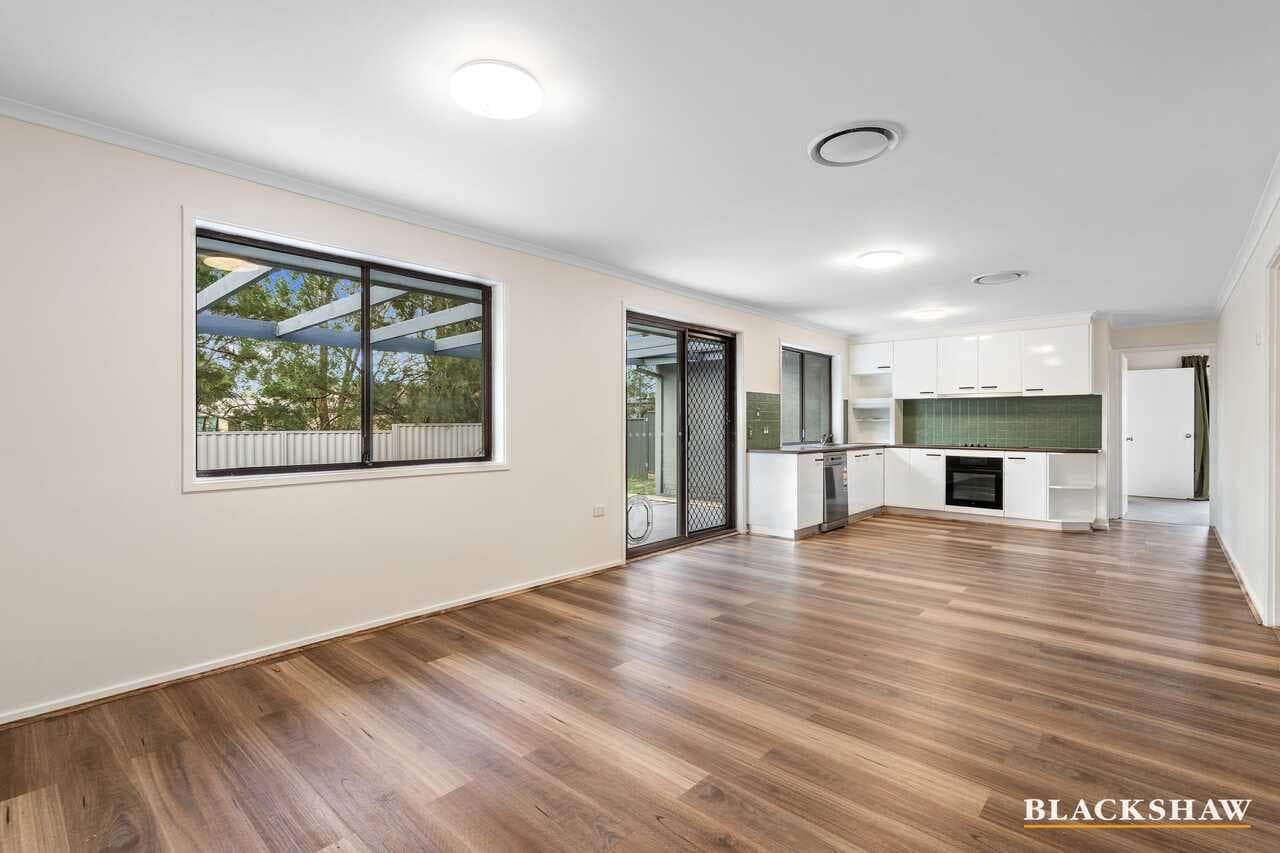 9 Arden Place, Gilmore, Gilmore - Thumbnail 2