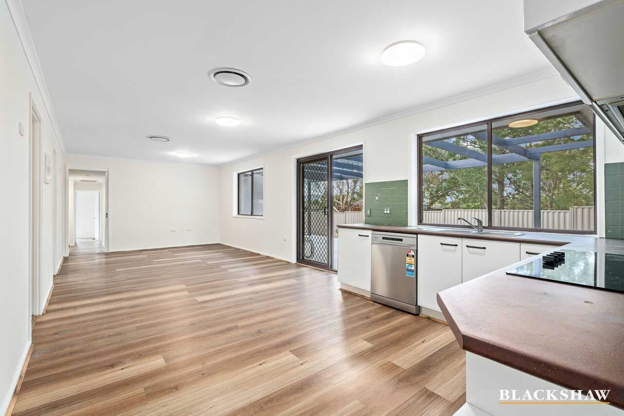 9 Arden Place, Gilmore, Gilmore - Thumbnail 3