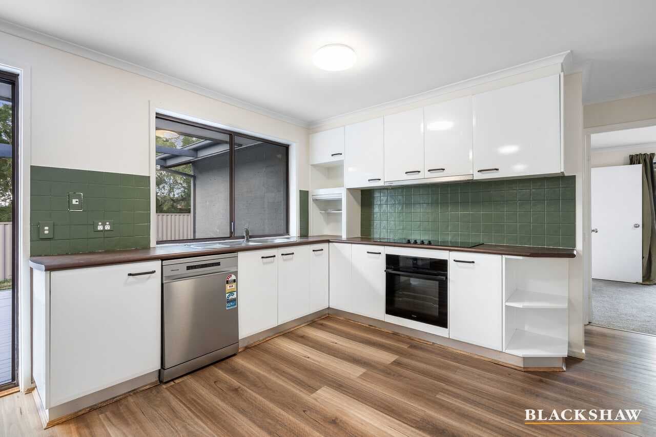 9 Arden Place, Gilmore, Gilmore - Thumbnail 4