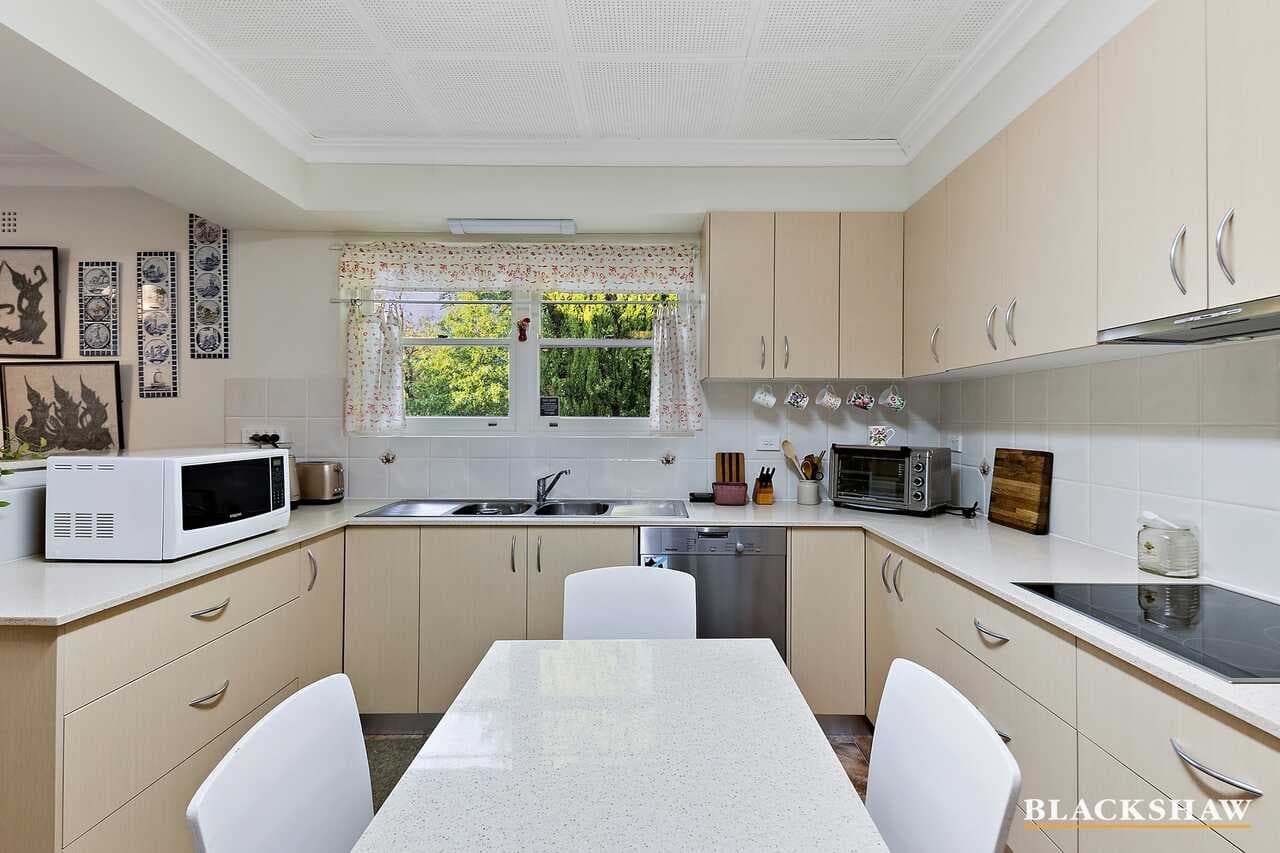 120 Schlich Street, Yarralumla, Yarralumla - Thumbnail 6