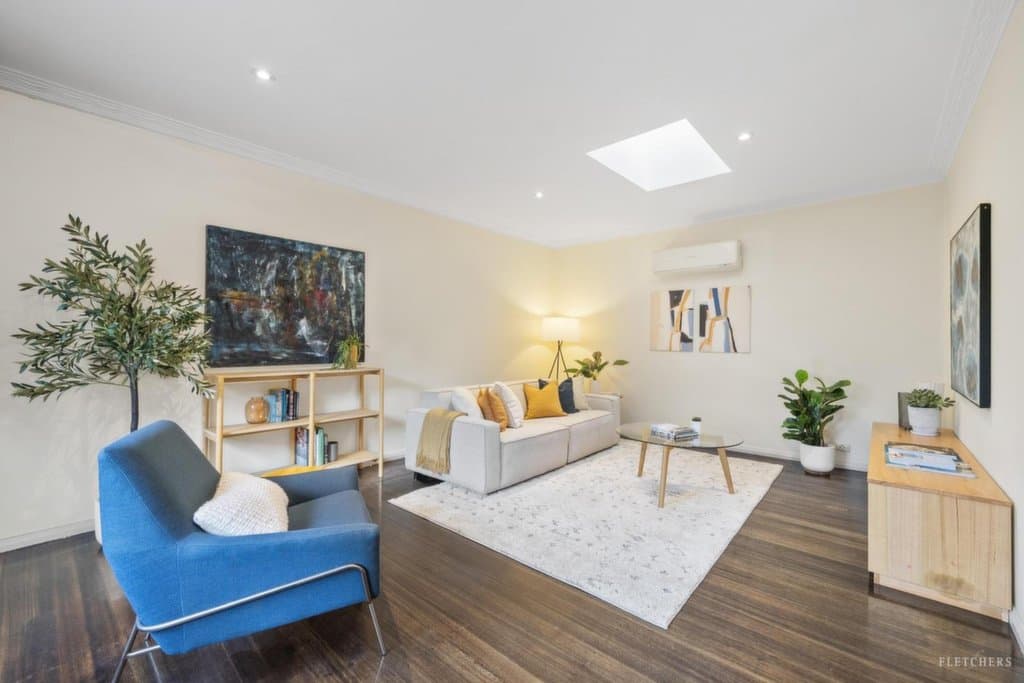 46-48 Elgin Crescent, Park Orchards - Thumbnail 2