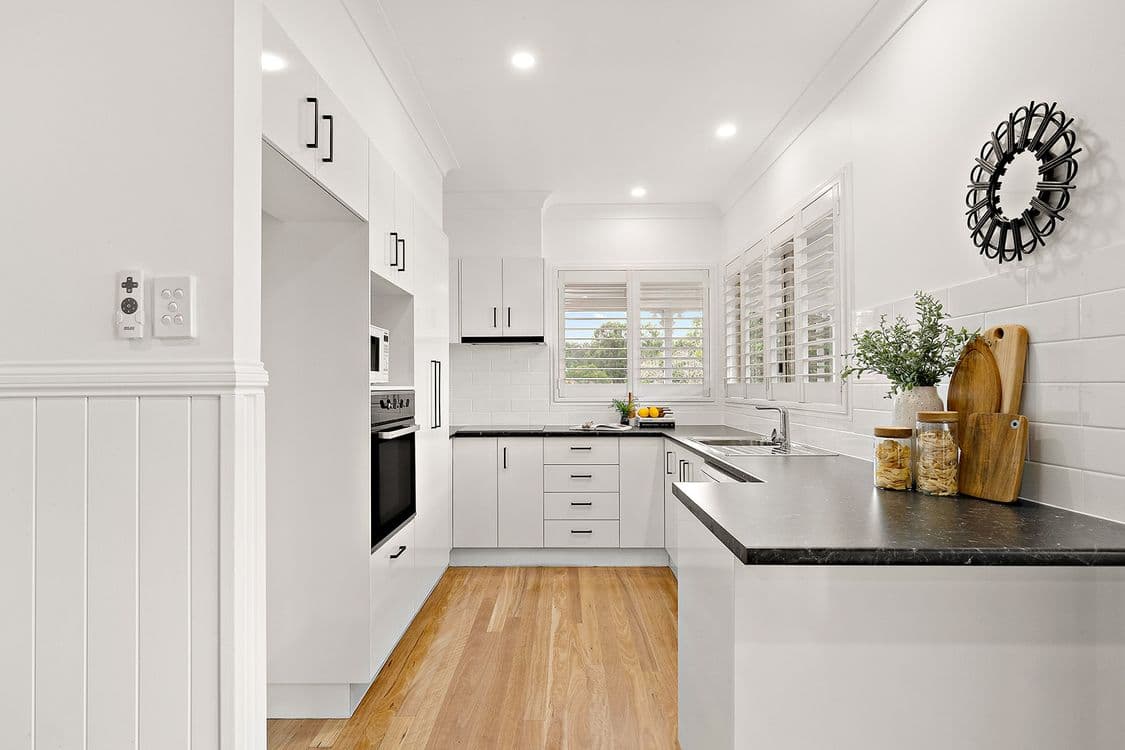 10 Taradale Close, MOGGILL, QLD 4070, Moggill - Thumbnail 4