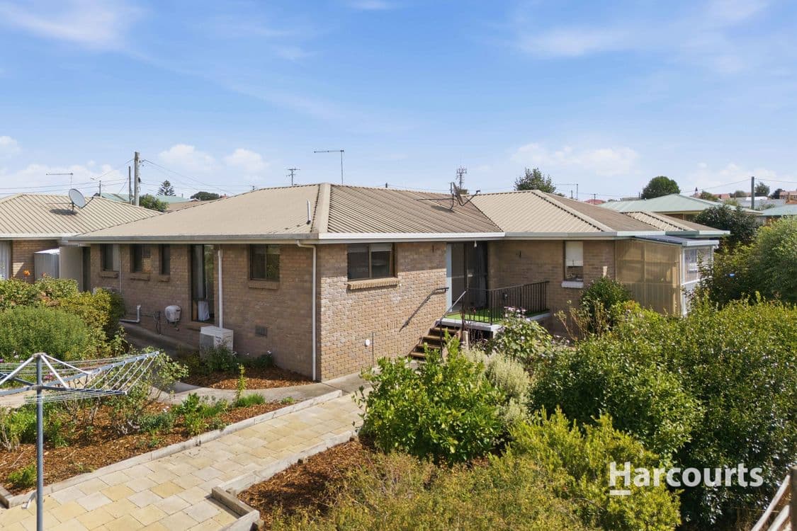2/15 Hedley Street, SCOTTSDALE, TAS 7260, Scottsdale - Image 1