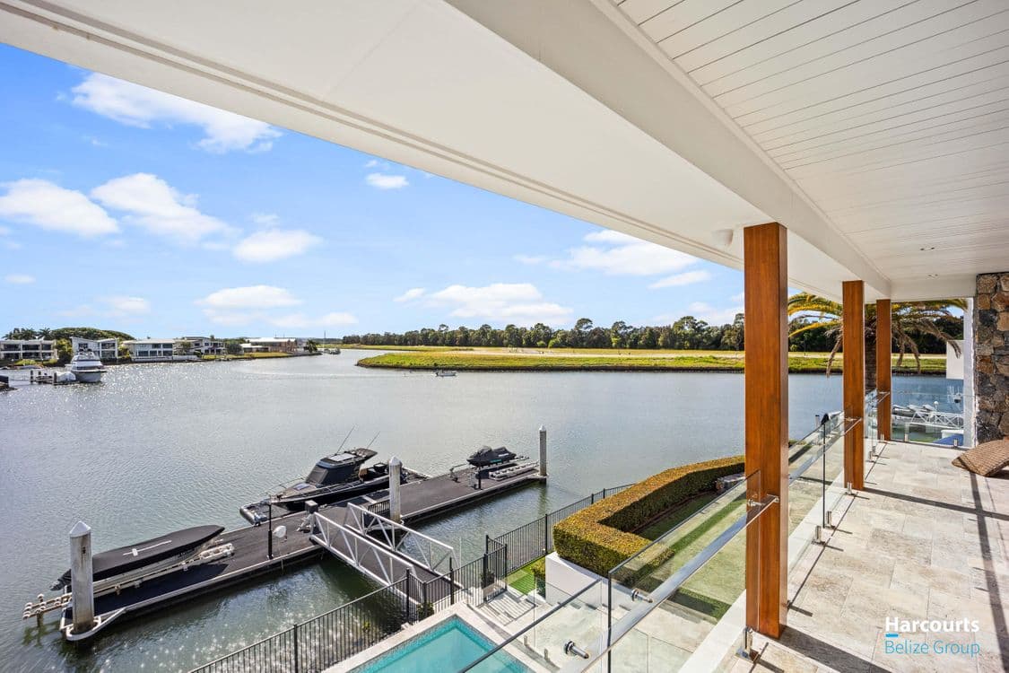 50 Poinciana Place, JACOBS WELL, QLD 4208, Jacobs Well - Thumbnail 3