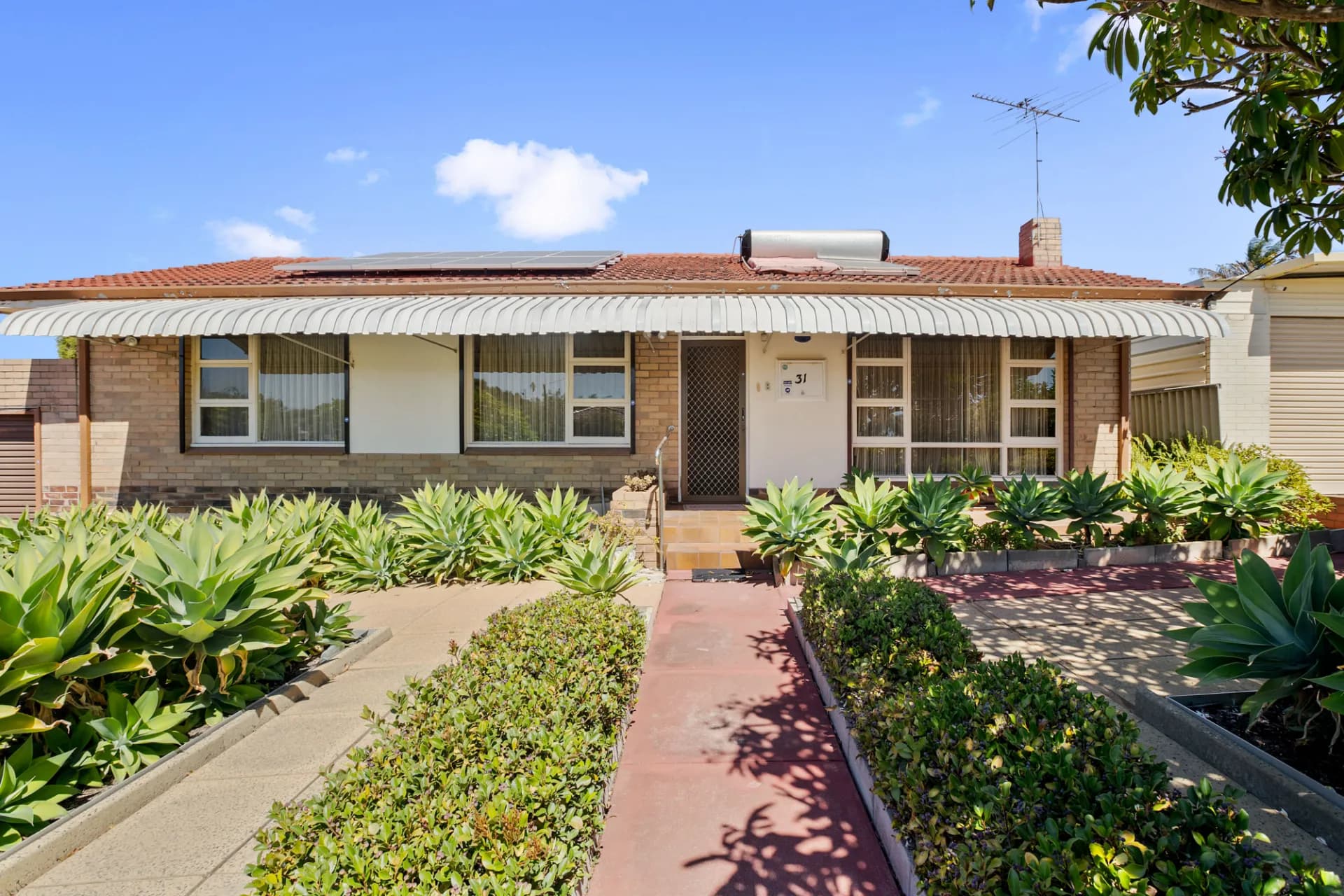 31 Blackwood Avenue, Hamilton Hill, WA, Hamilton Hill - Image 1