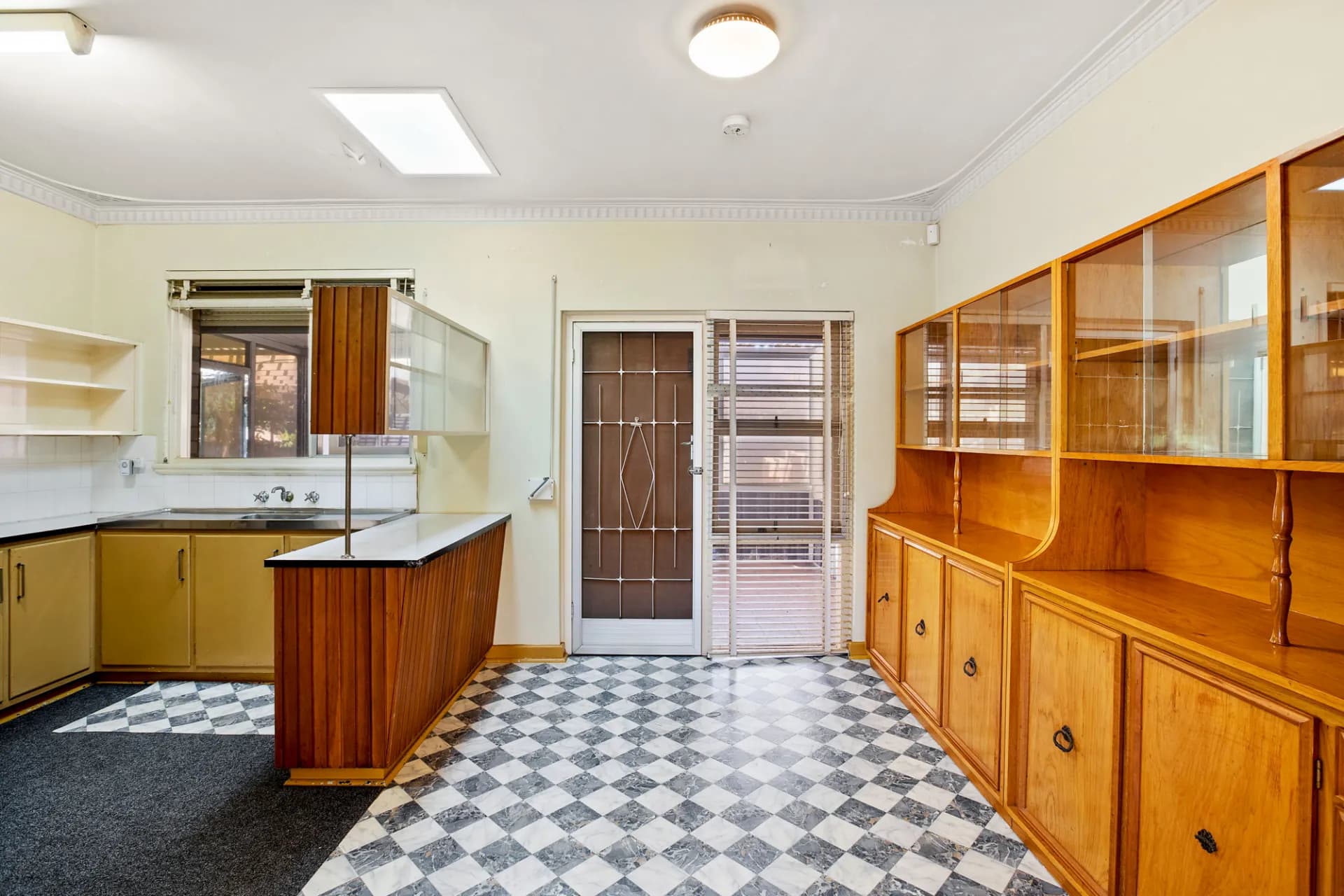 31 Blackwood Avenue, Hamilton Hill, WA, Hamilton Hill - Thumbnail 8