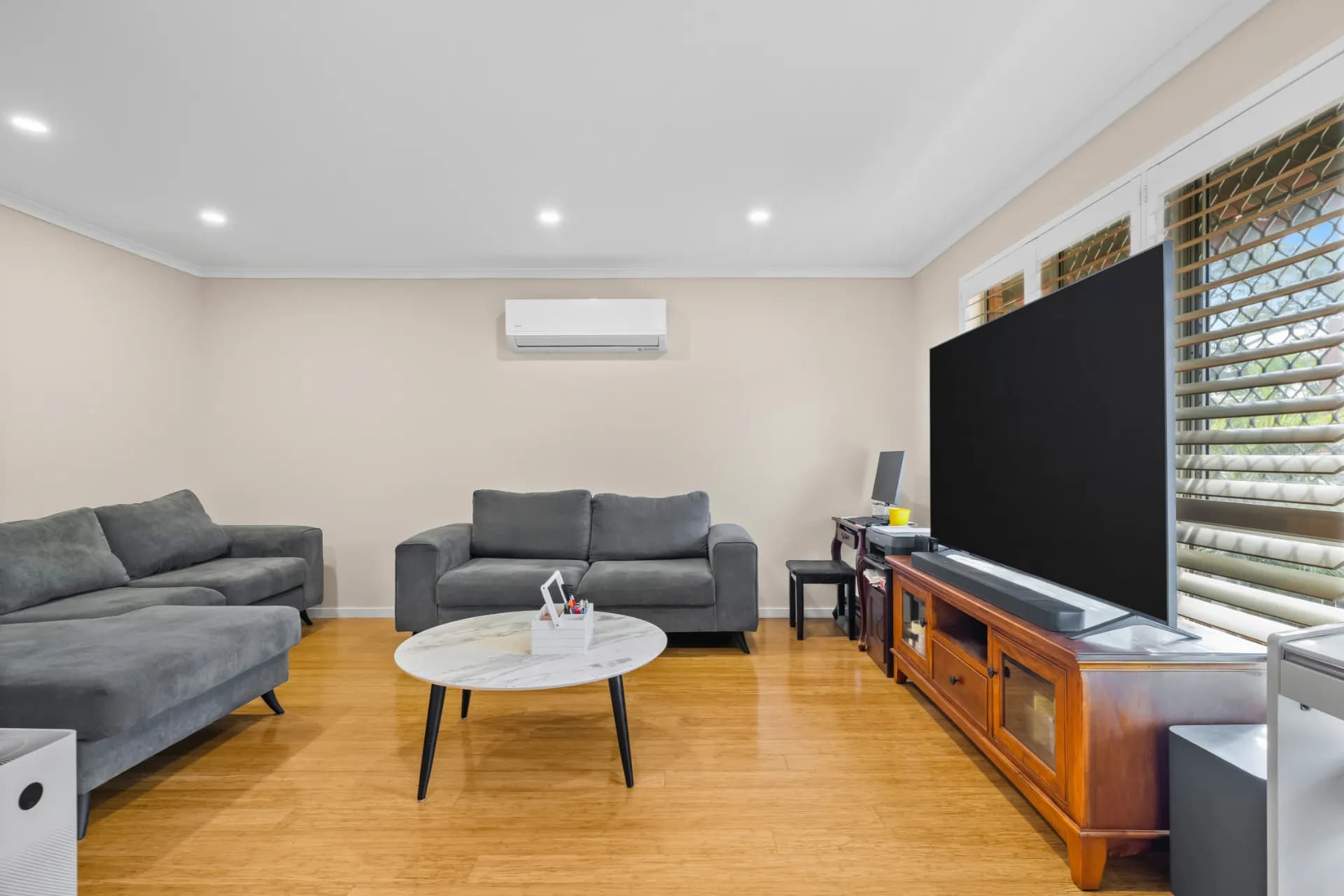 11 Cunningham Street, Rochedale South, QLD, Rochedale South - Thumbnail 2