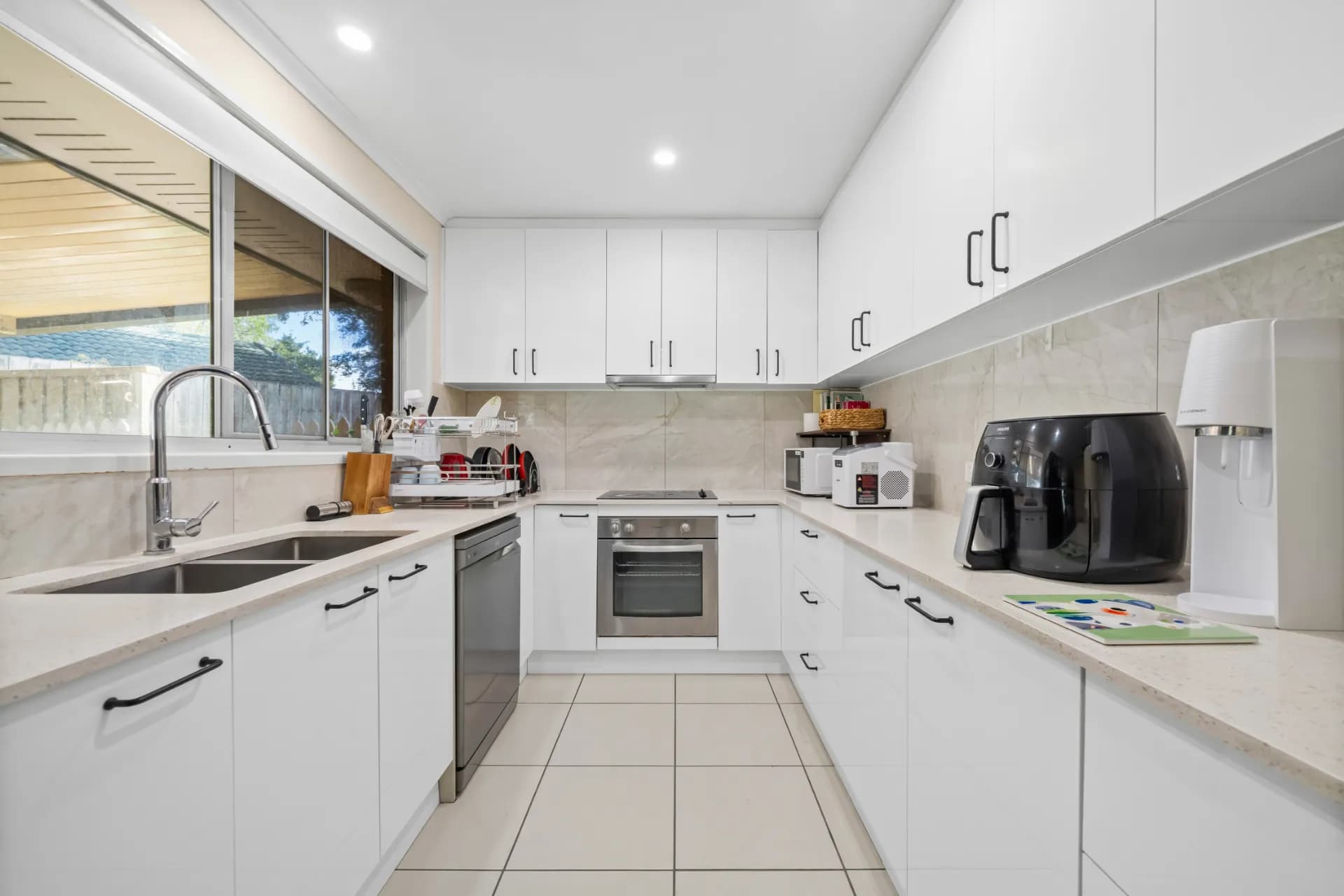 11 Cunningham Street, Rochedale South, QLD, Rochedale South - Thumbnail 4