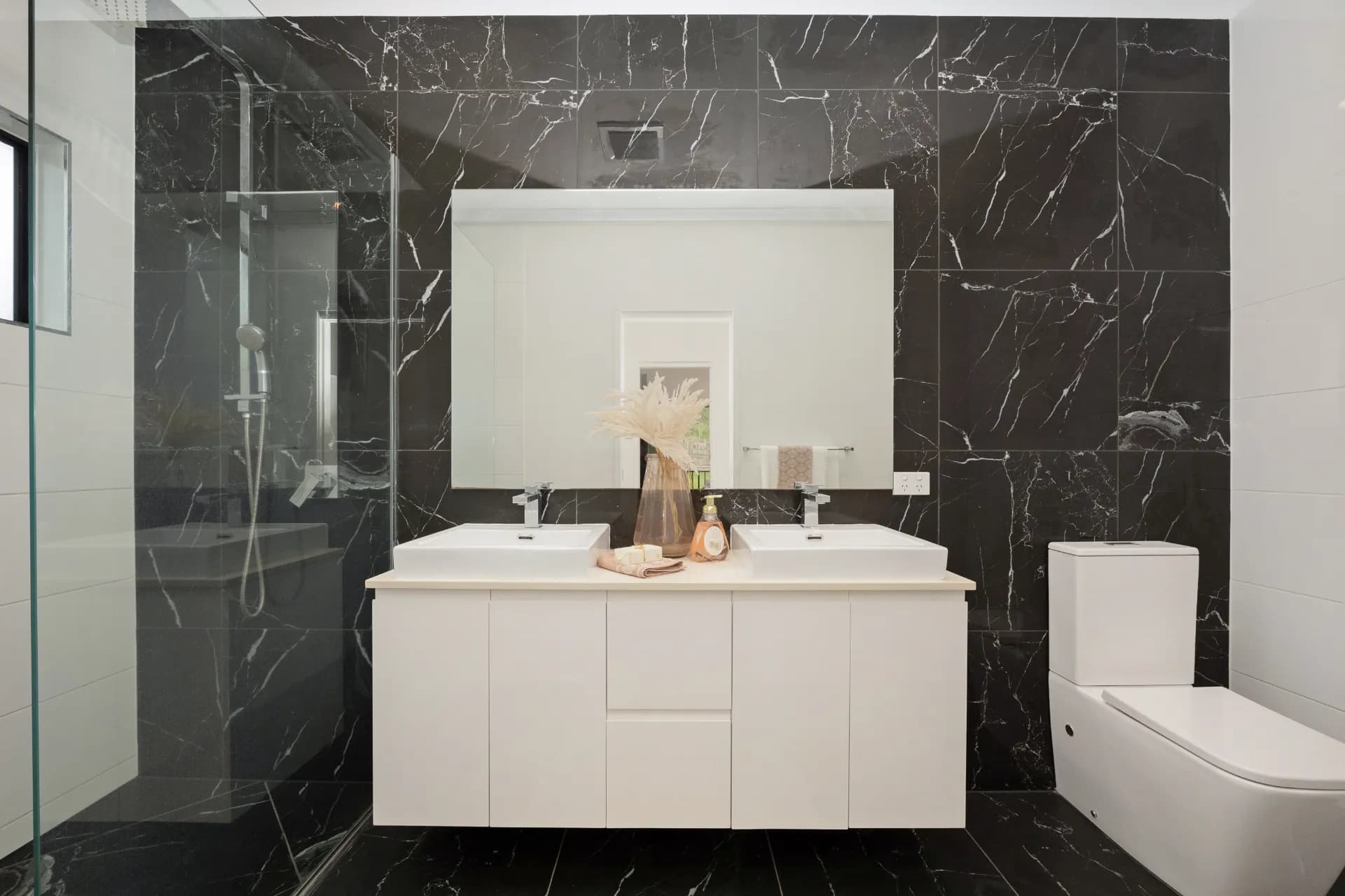 11 Arana  Close, Douglas, QLD, Douglas - Thumbnail 3