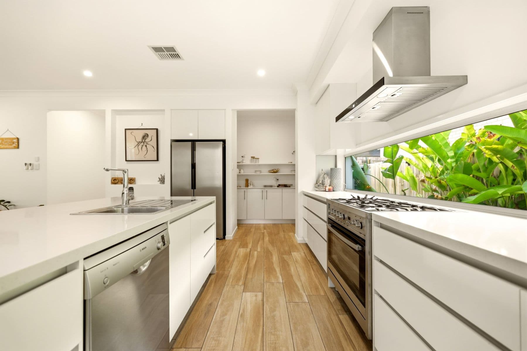 20 Herbert Street, Scarborough QLD 4020, Scarborough - Thumbnail 8