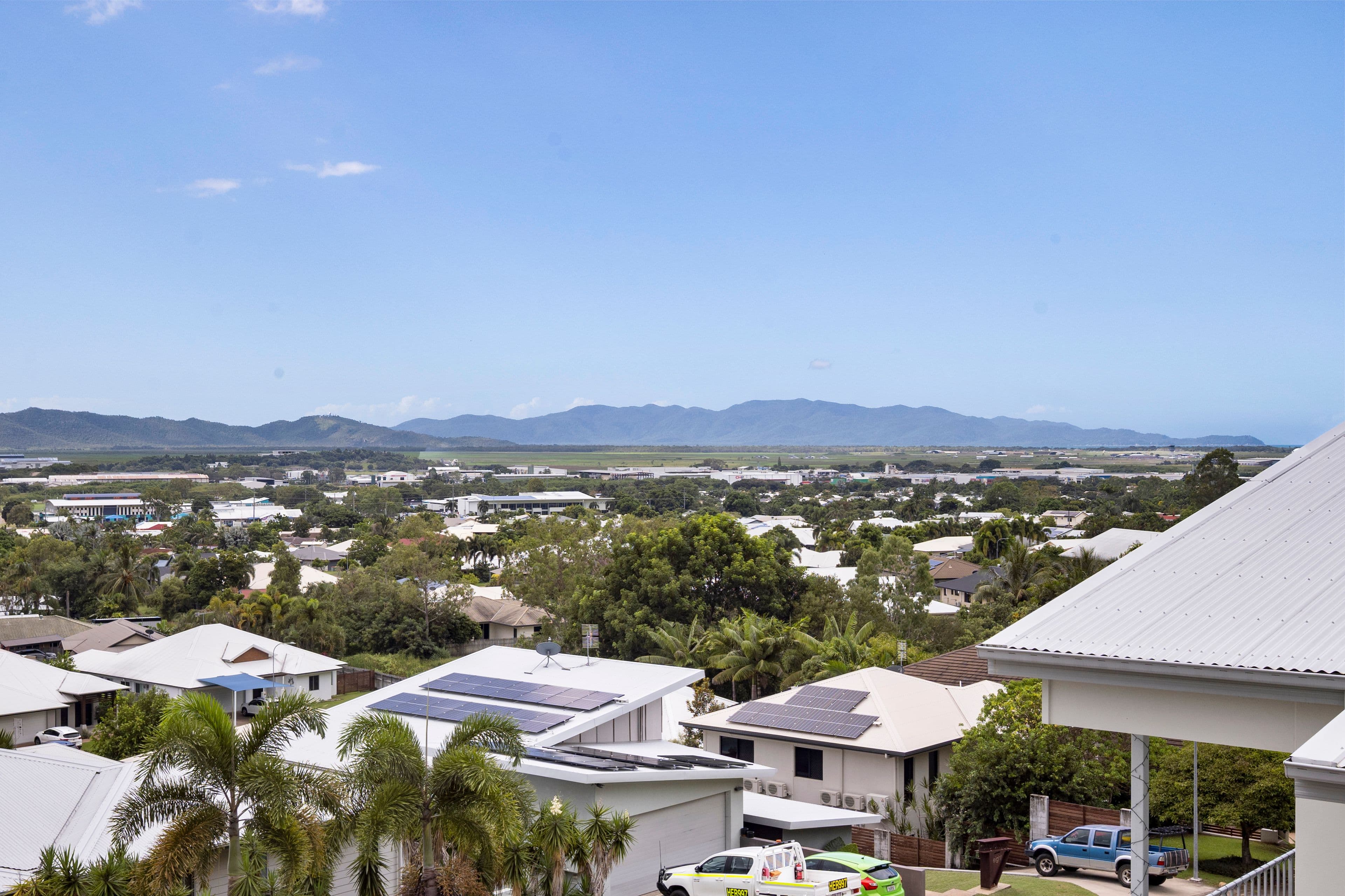 11 Mont Blanc Place, Mount Louisa QLD 4814, Mount Louisa - Thumbnail 4