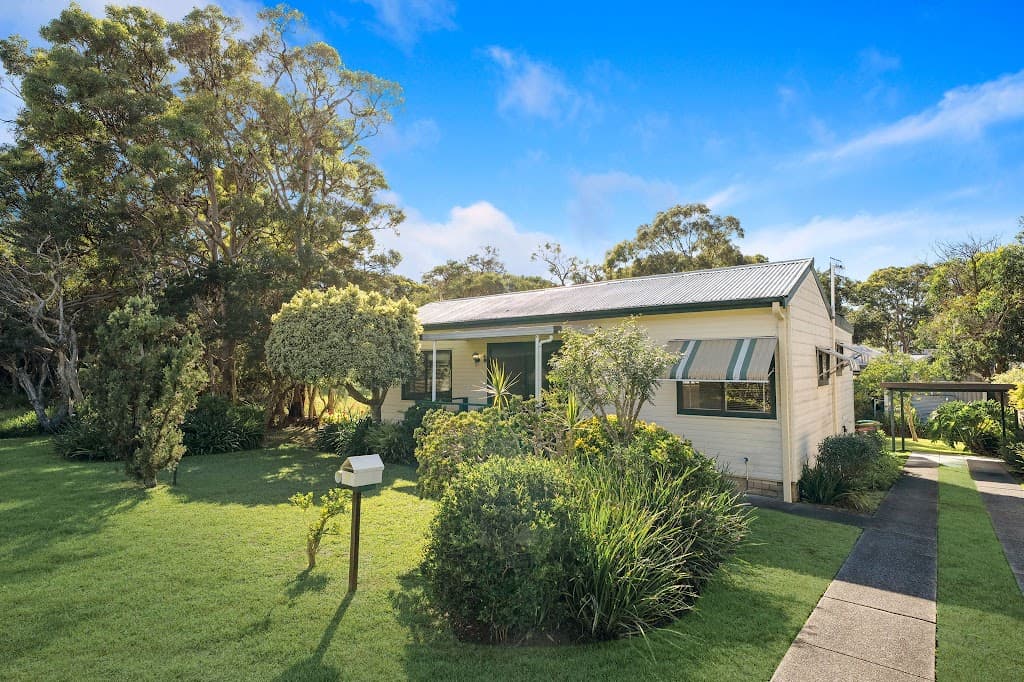 9 Arcadia Avenue, Lake Munmorah, NSW, 2259, Lake Munmorah - Thumbnail 2