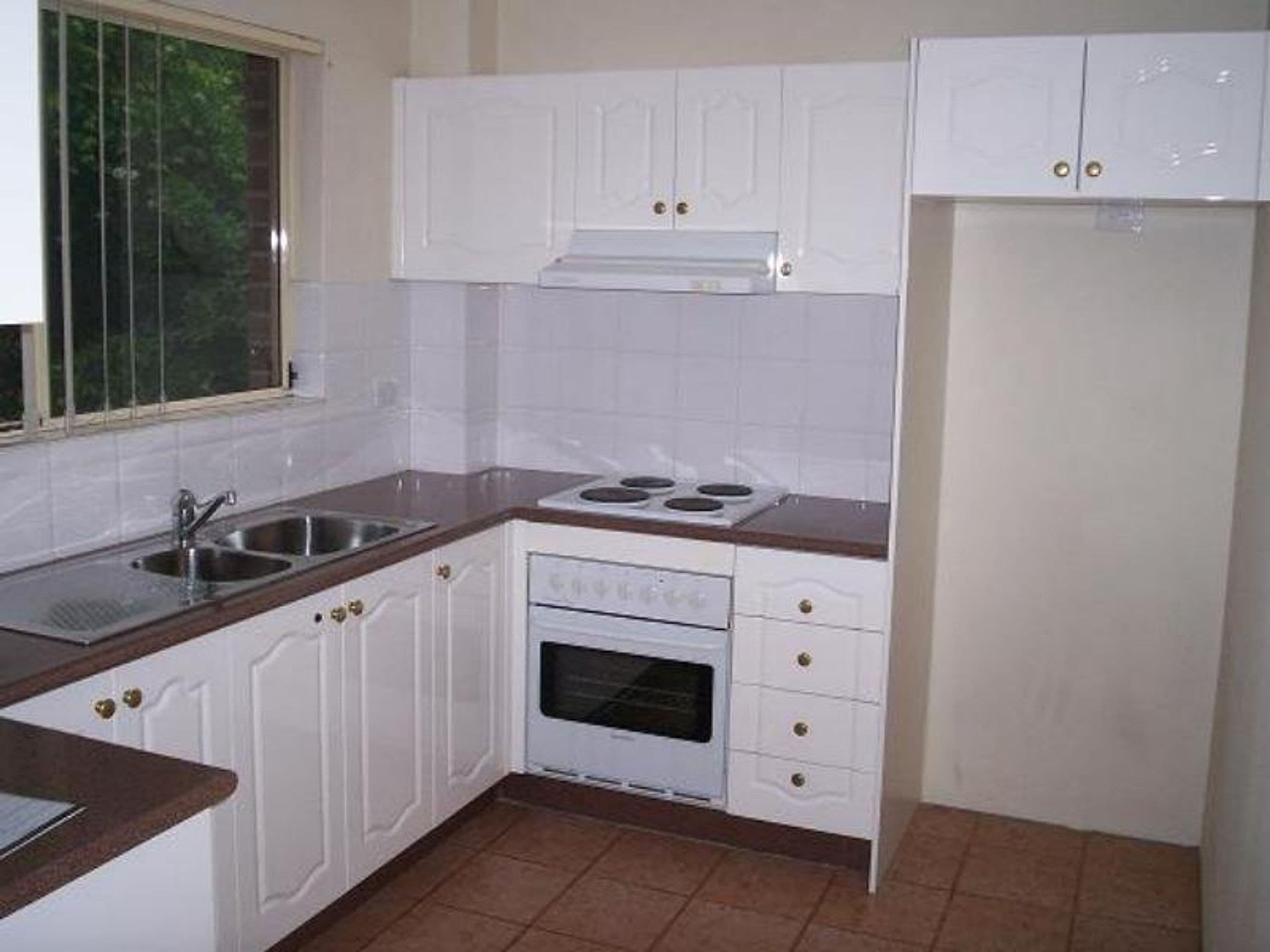 6/10 Betts Ave, Blakehurst, NSW 2221, Blakehurst - Thumbnail 2