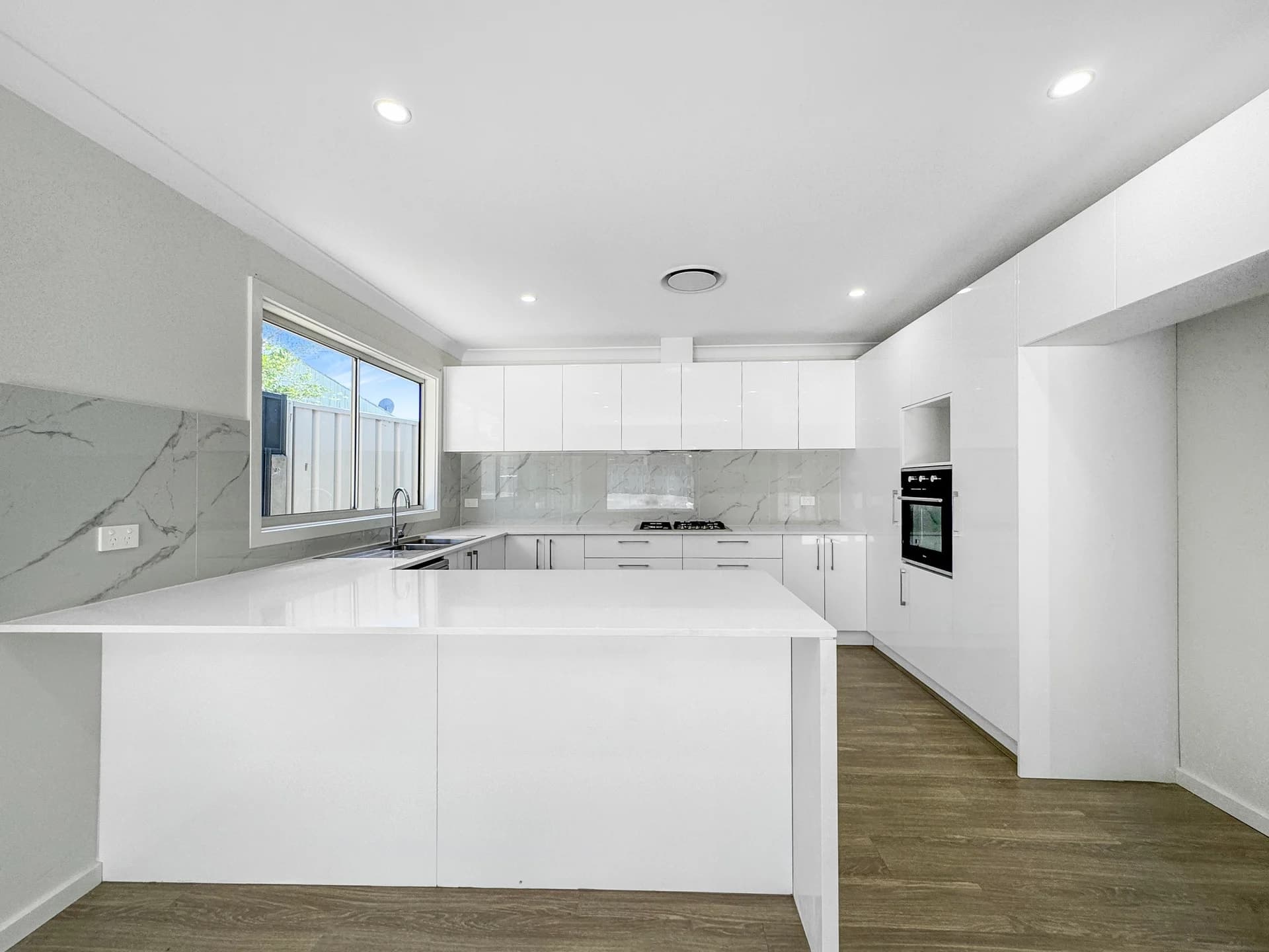 6A Mianga Crescent, UNANDERRA NSW 2526, Unanderra - Thumbnail 2