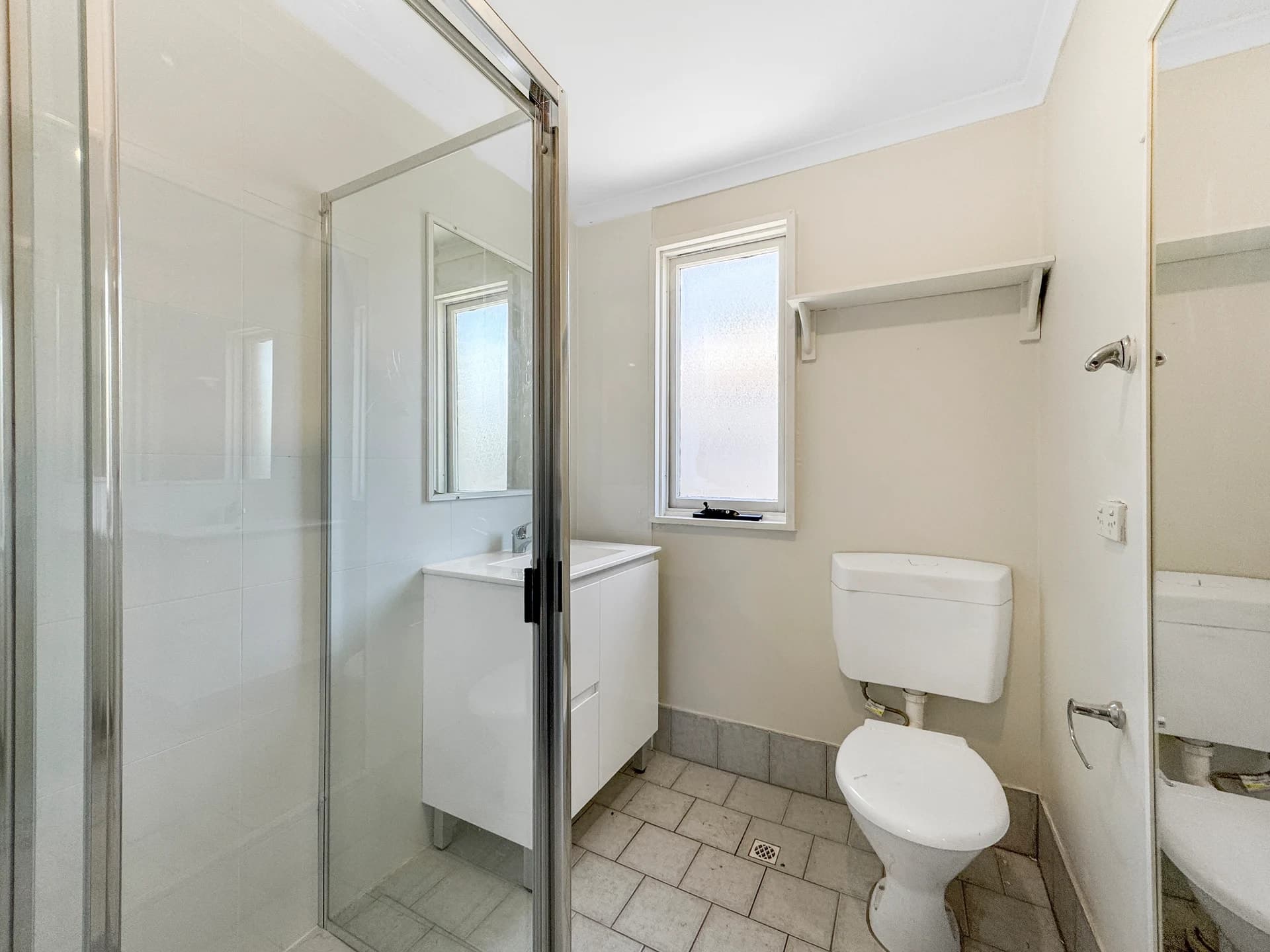 6 Mianga Crescent, UNANDERRA NSW 2526, Unanderra - Thumbnail 3