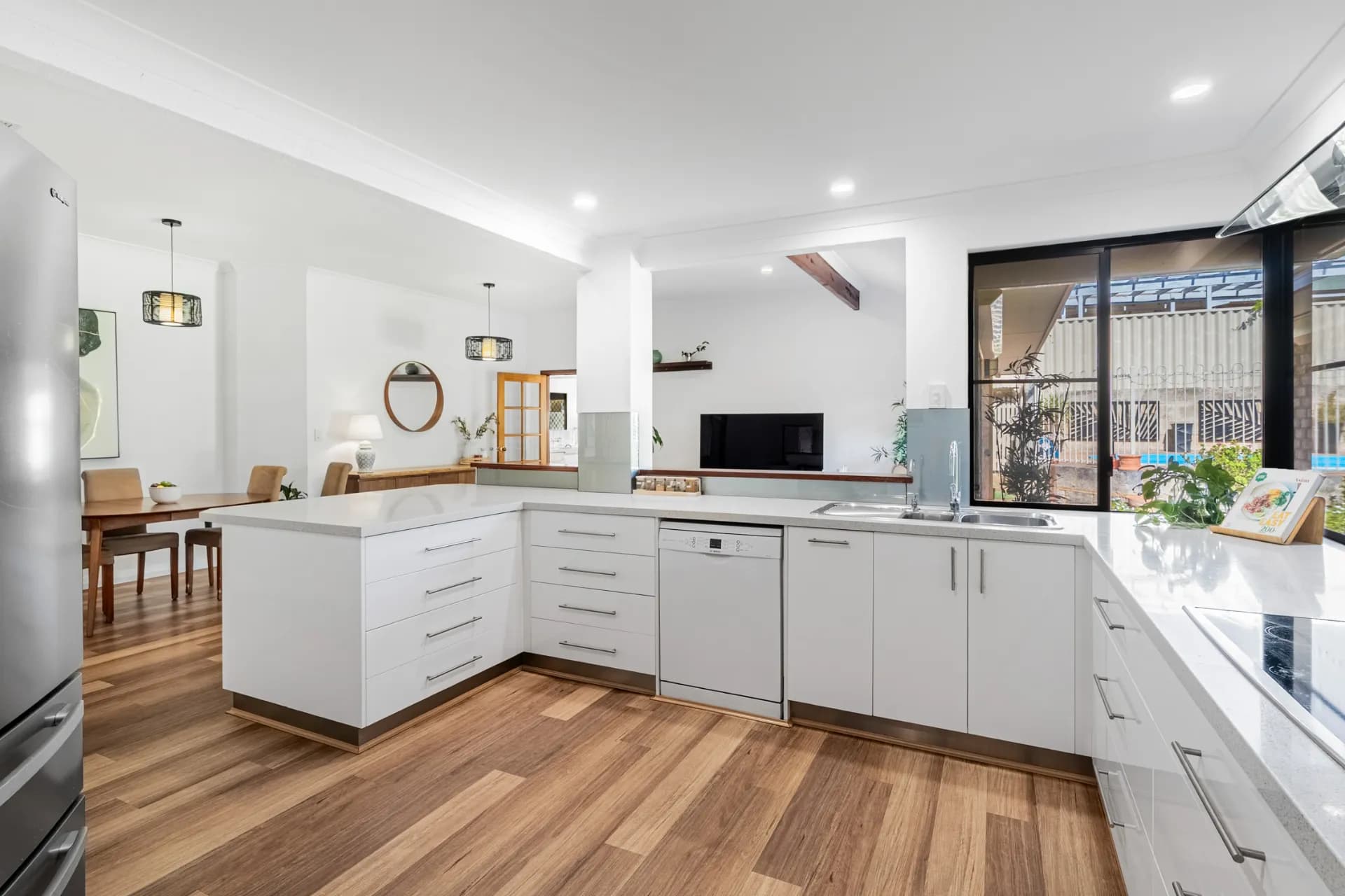 7 Catspaw Avenue, Beeliar, WA, Beeliar - Thumbnail 3