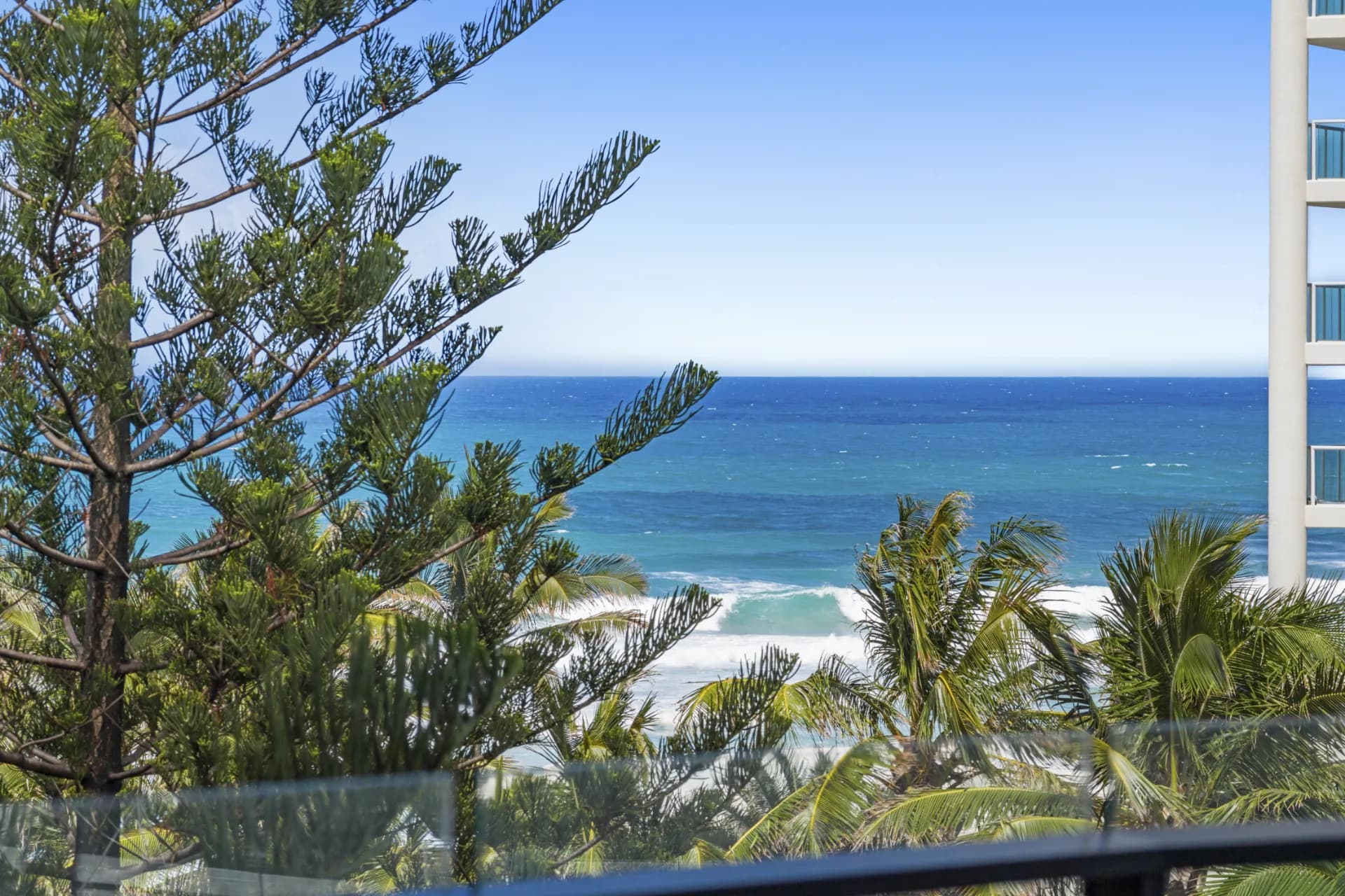 602/61 Old Burleigh Road, Surfers Paradise - Thumbnail 2