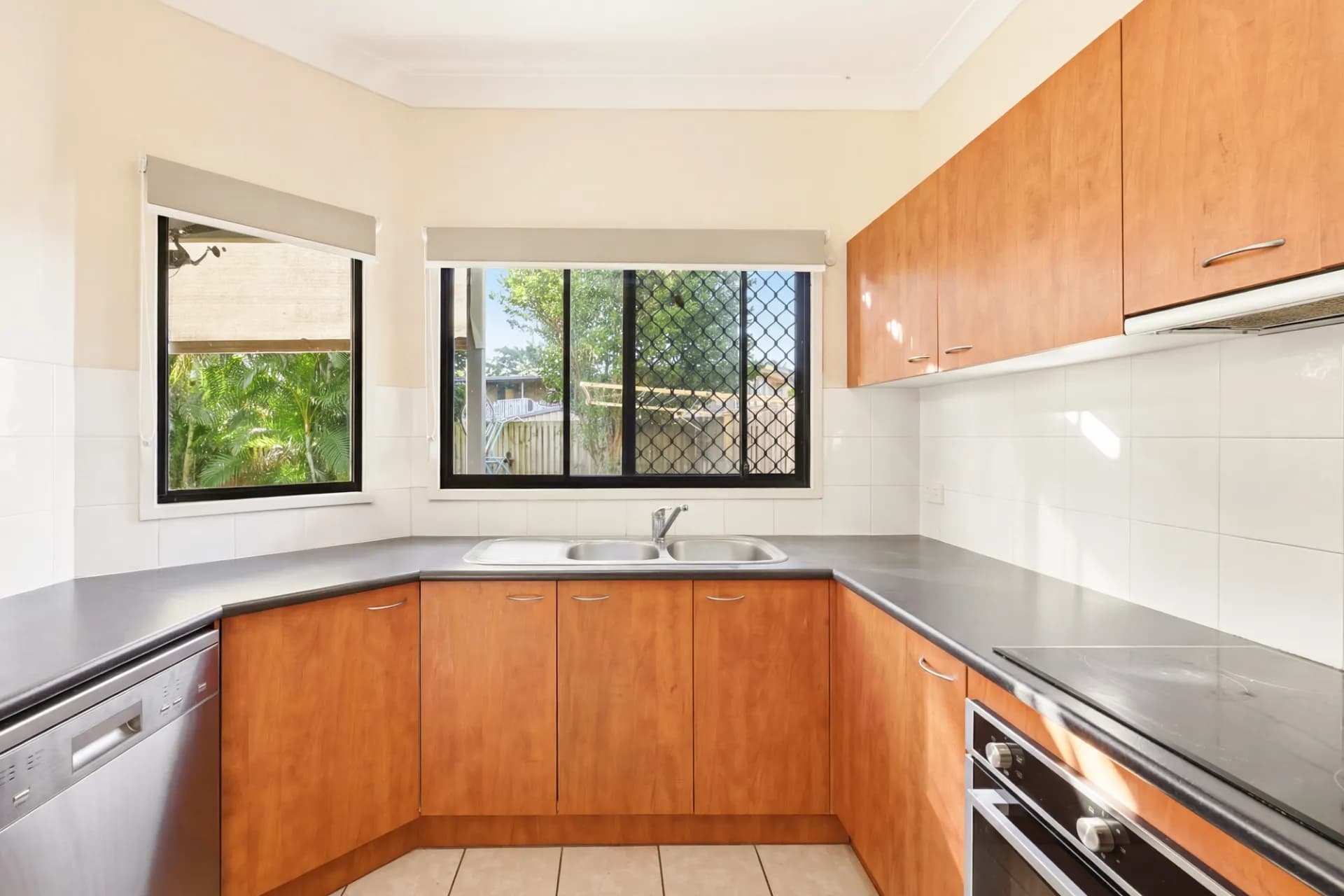 25/23A Ronmack Street, Chermside, QLD, Chermside - Thumbnail 4