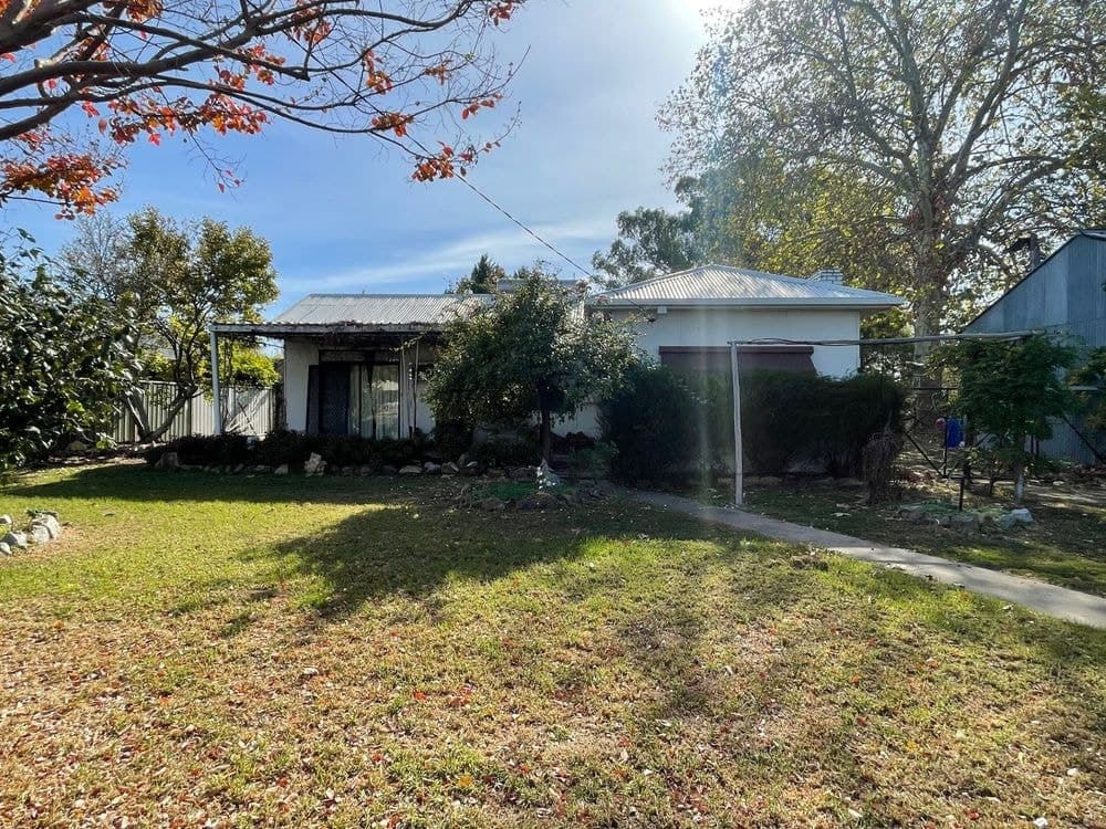 10 Bartley Street, MOYHU, VIC 3732, Moyhu - Image 1