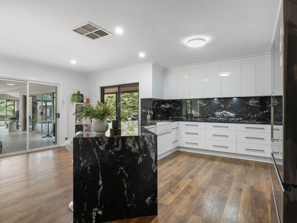 18 Rose Place, WALDARA, VIC 3678, Waldara - Thumbnail 6