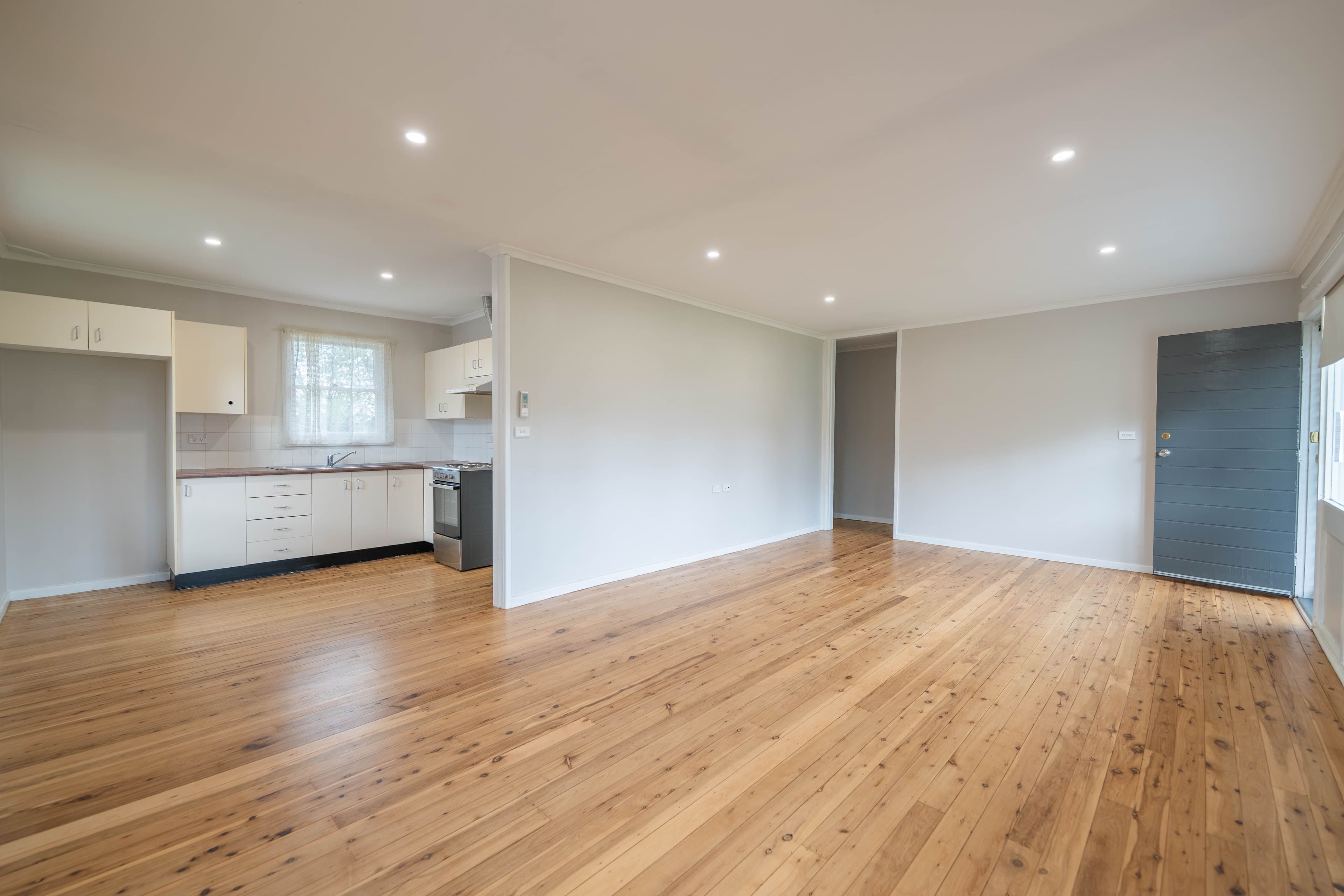 34 Cedar Crescent, Forbes NSW 2871, Forbes - Thumbnail 3