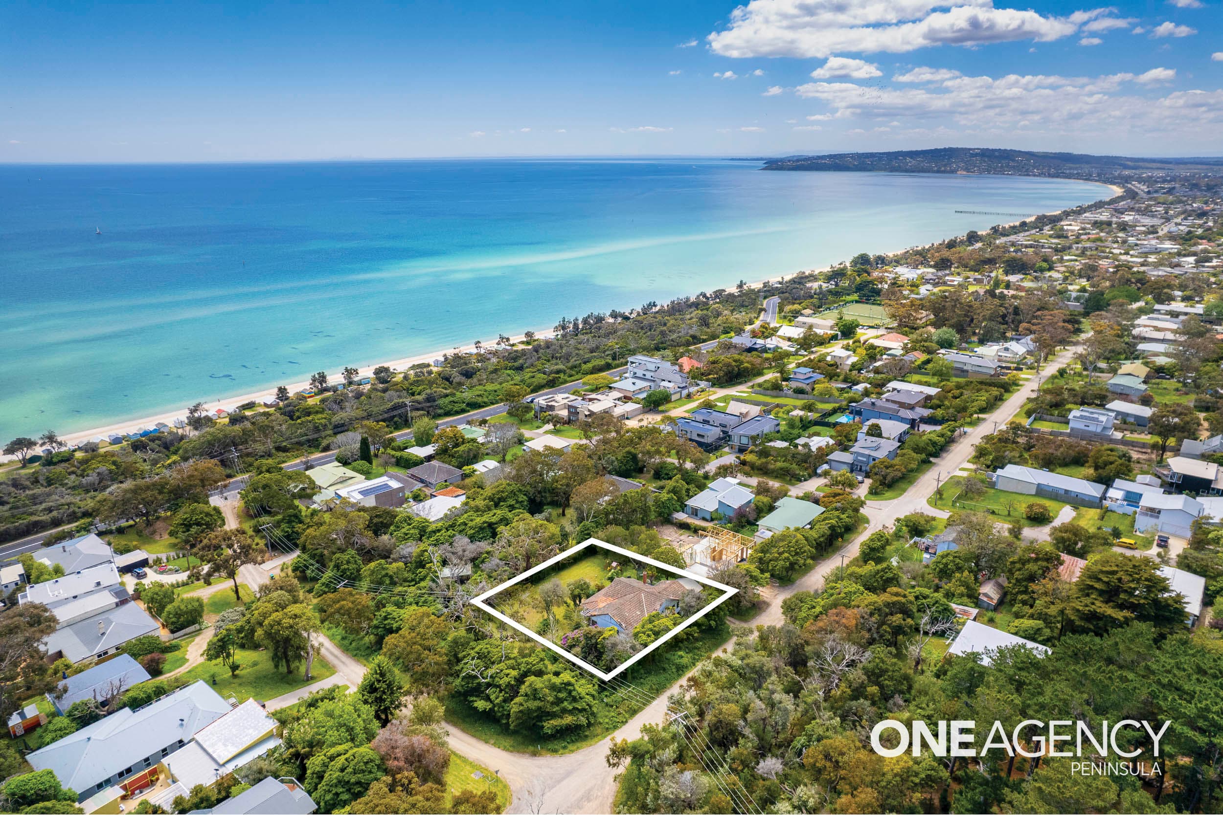 7 Park Grove, Dromana, Dromana - Image 1