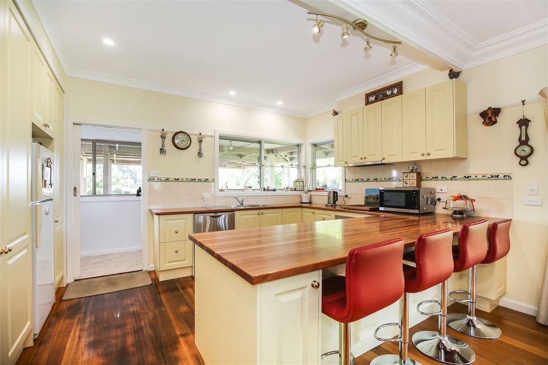 70 Loch Kernot Road, Loch, VIC 3945, Loch - Thumbnail 6