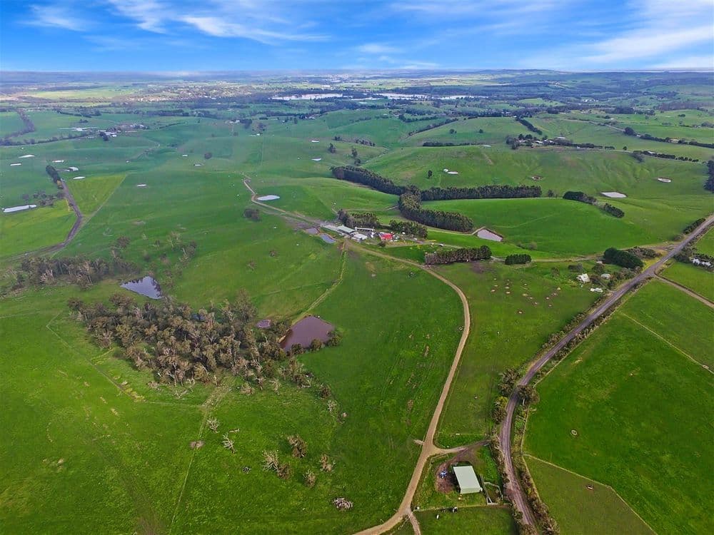 24 McIntoschs Road, Meeniyan, VIC 3956, Meeniyan - Thumbnail 4