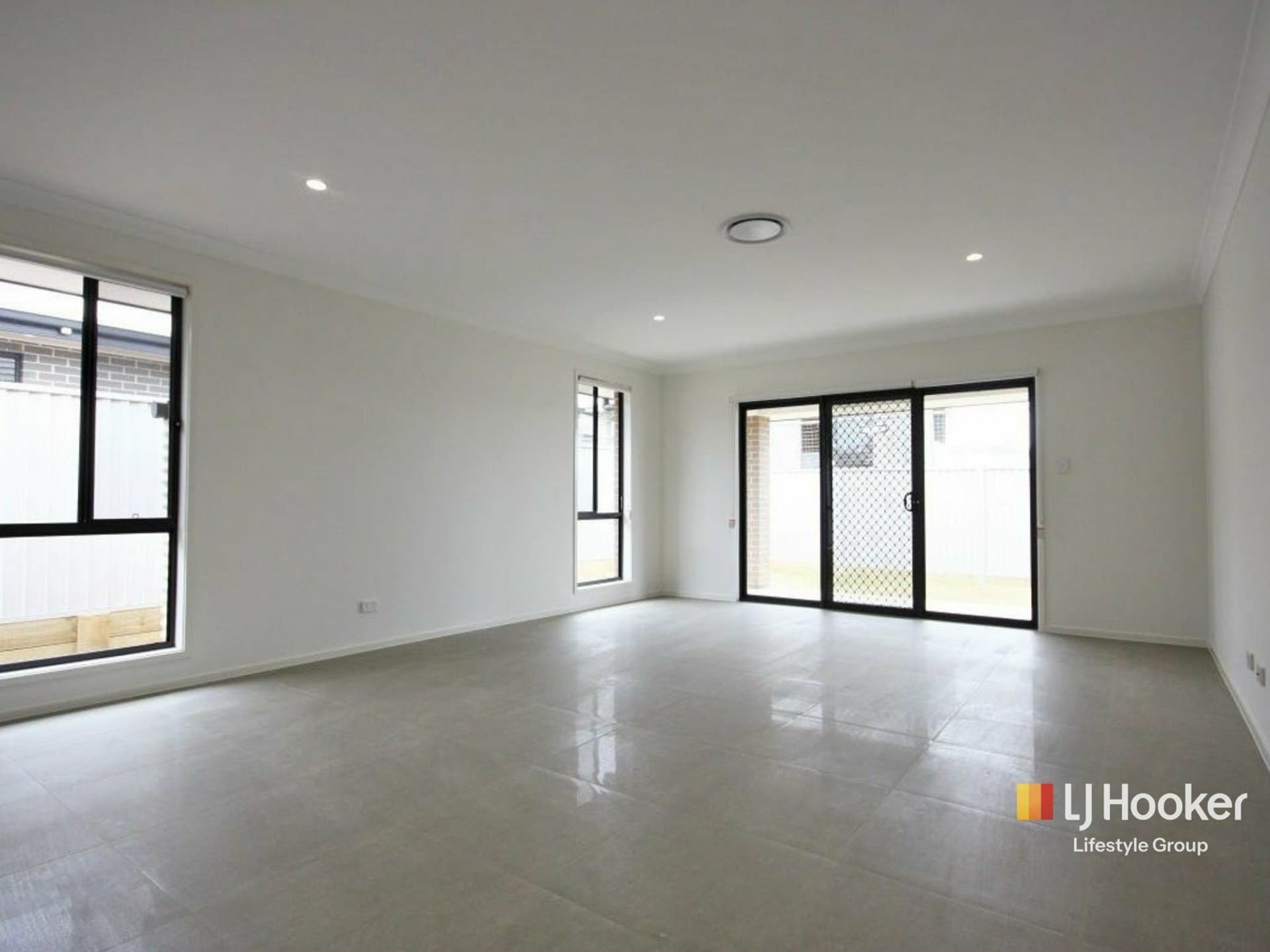 23 Cain Avenue, Gregory Hills, Gregory Hills - Thumbnail 5