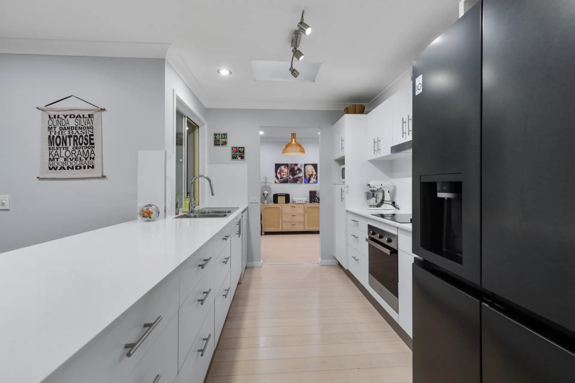 22 Dromana Crescent, Helensvale - Thumbnail 3